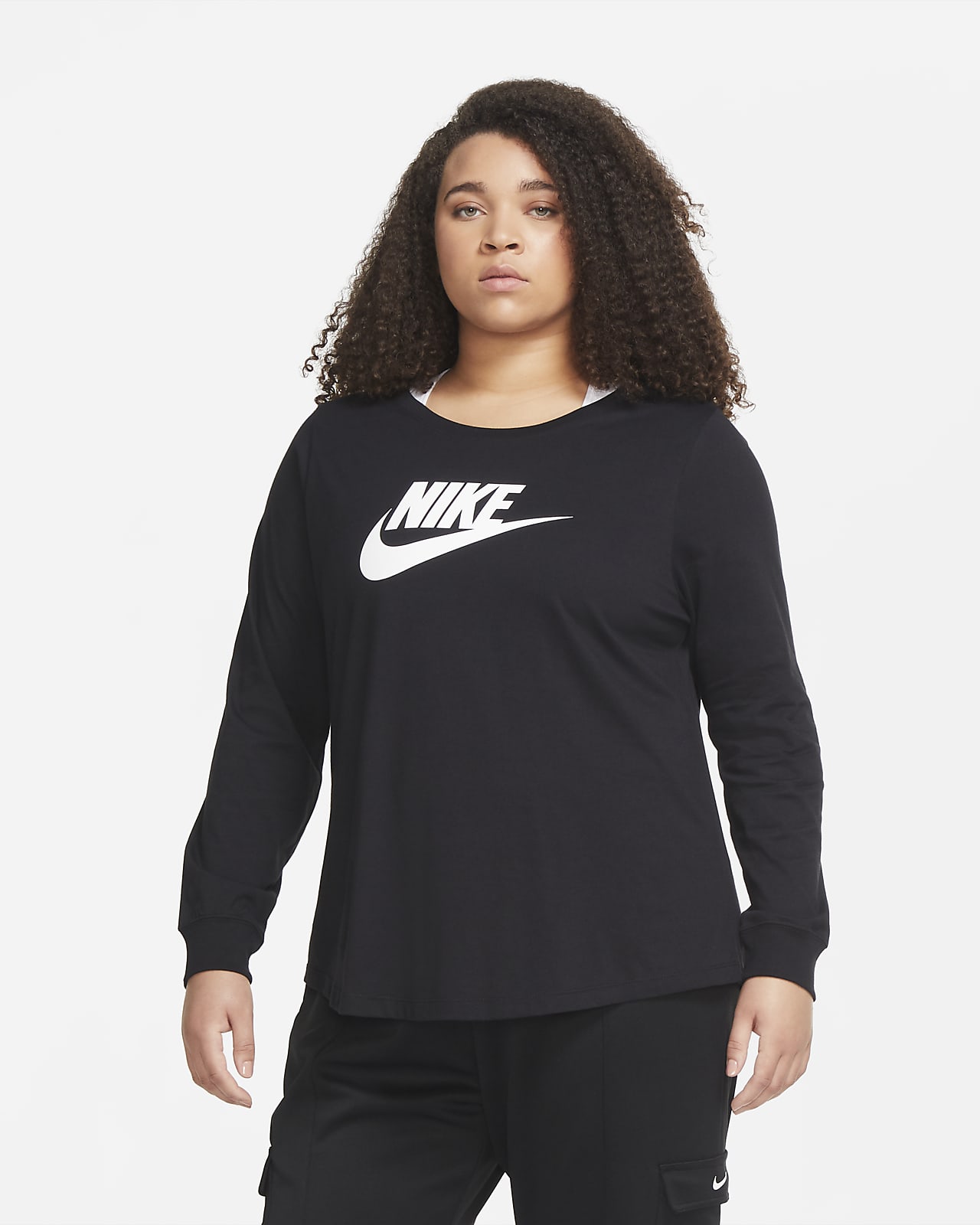 Nike Sportswear Essential Women's T-Shirt (Plus size). Nike LU
