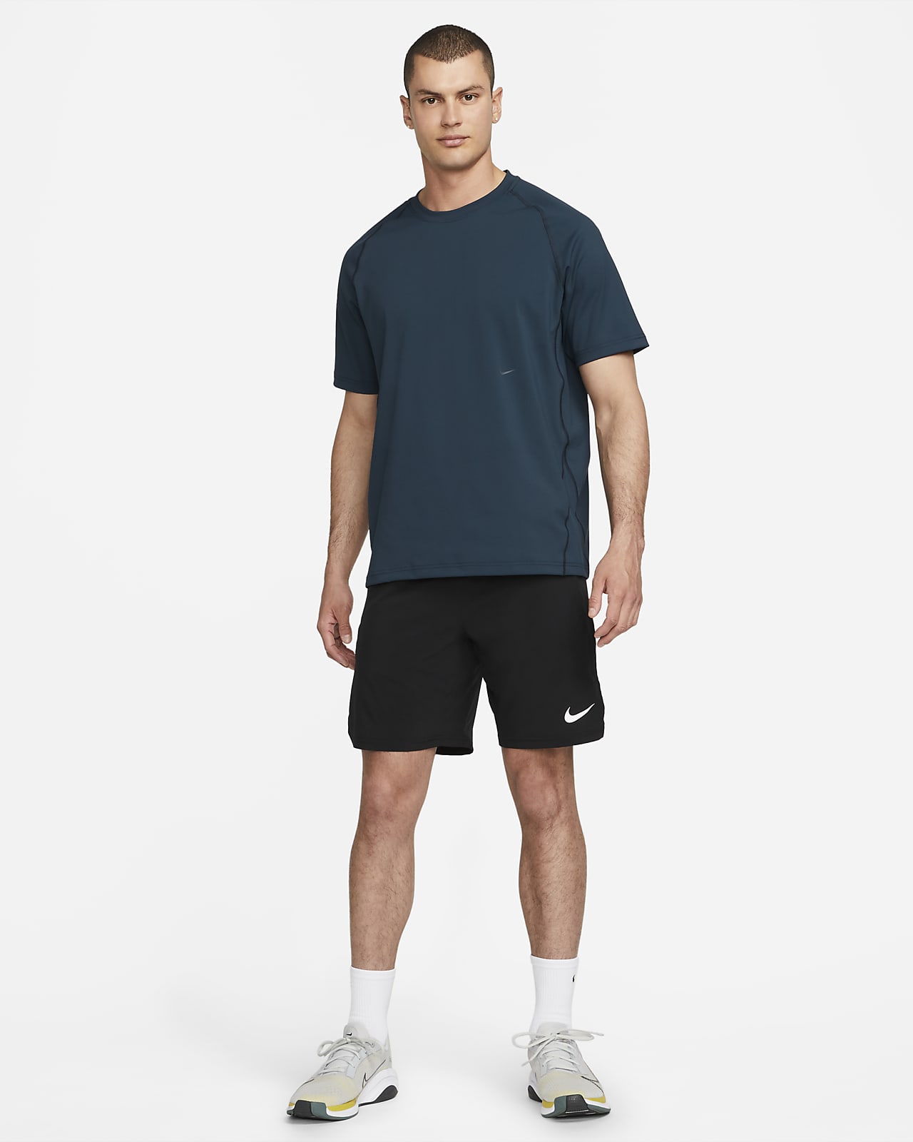 Eindeloos Kruik Sinewi Nike Dri-FIT ADV A.P.S. Men's Short-Sleeve Fitness Top. Nike DK
