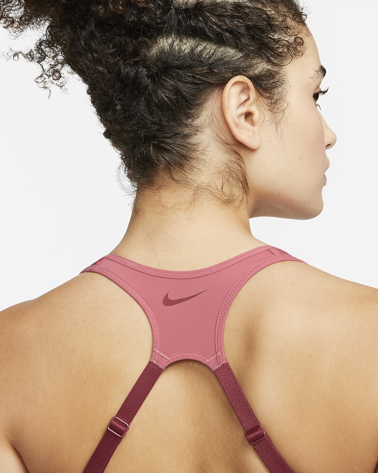 Bra deportivo de alta sujeción ajustable con almohadilla para mujer Nike  Alpha. Nike MX
