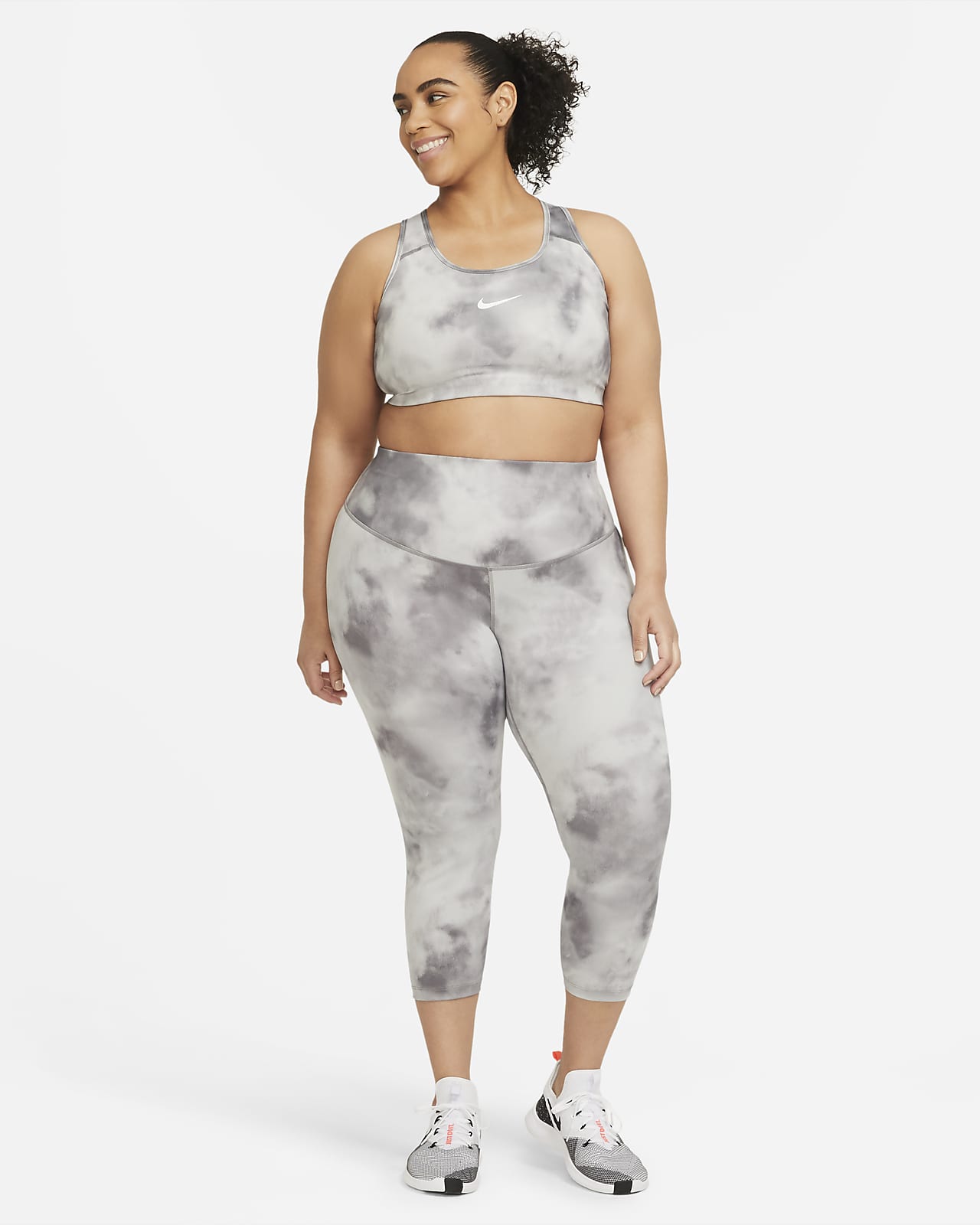 nike plus size crop top