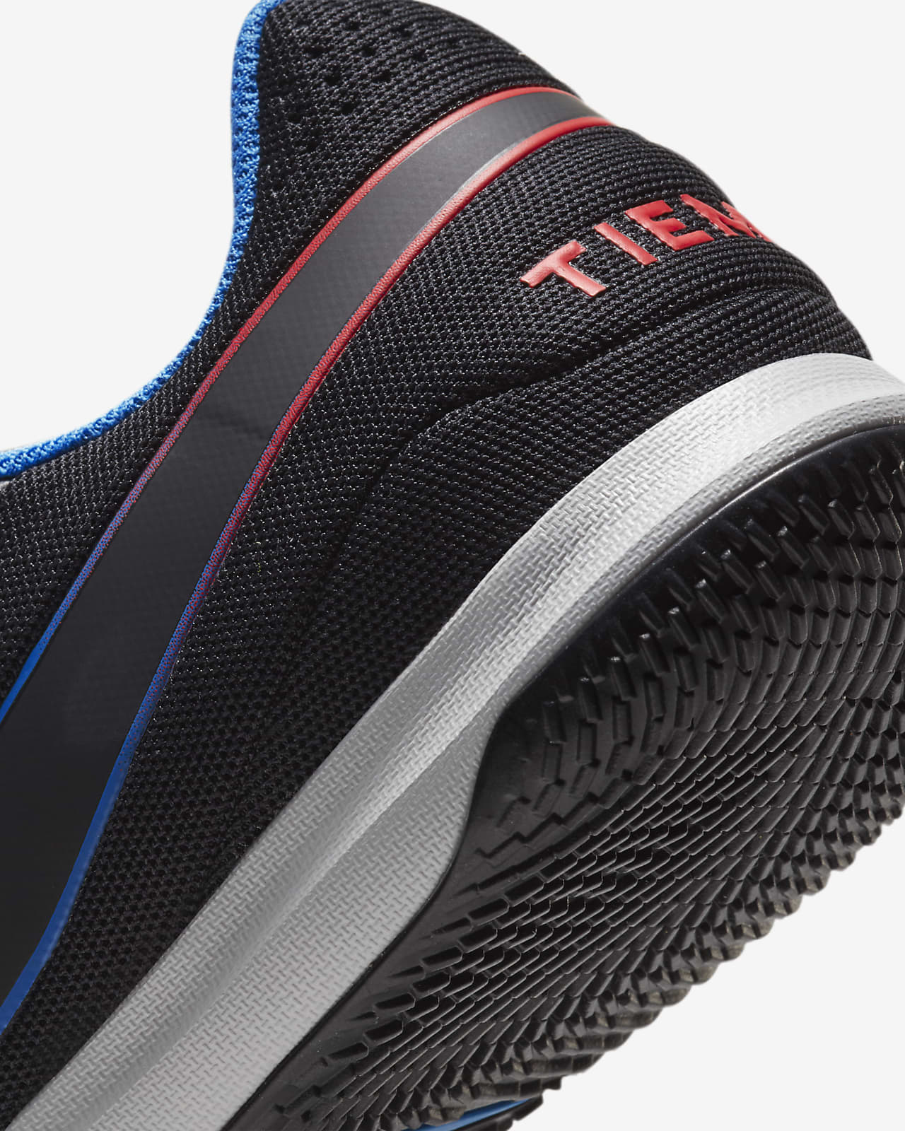 nike tiempo black indoor