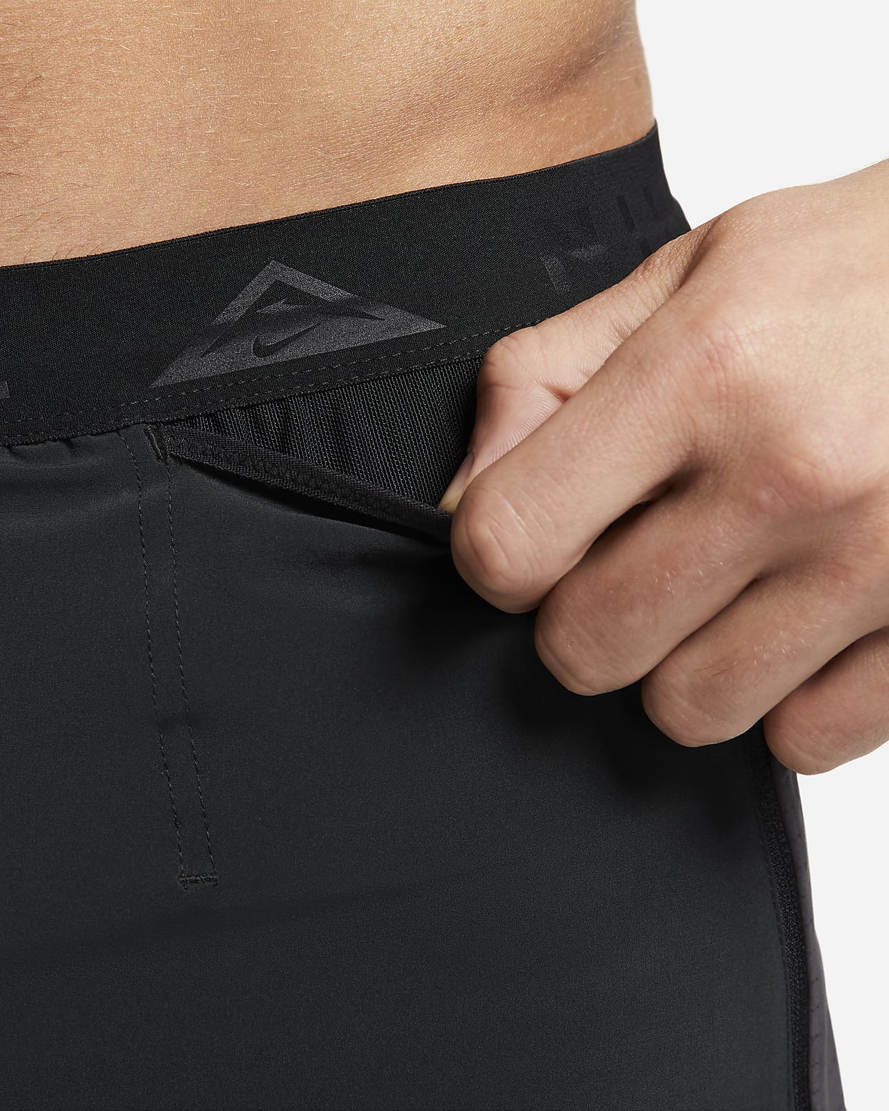 nike trail shorts black