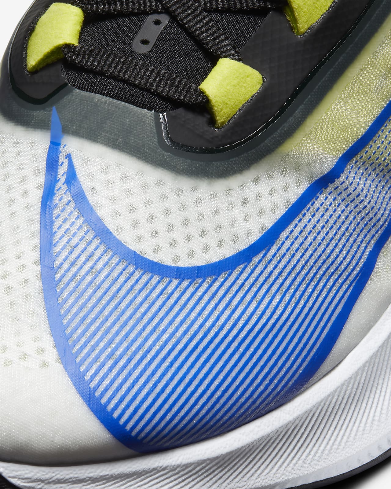 nike running zoom fly trainers