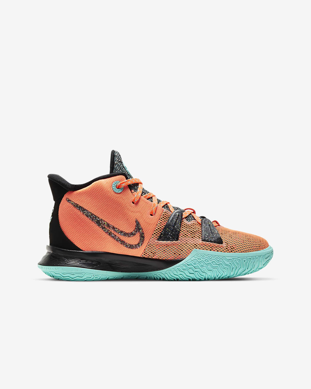 kyrie 7 momo