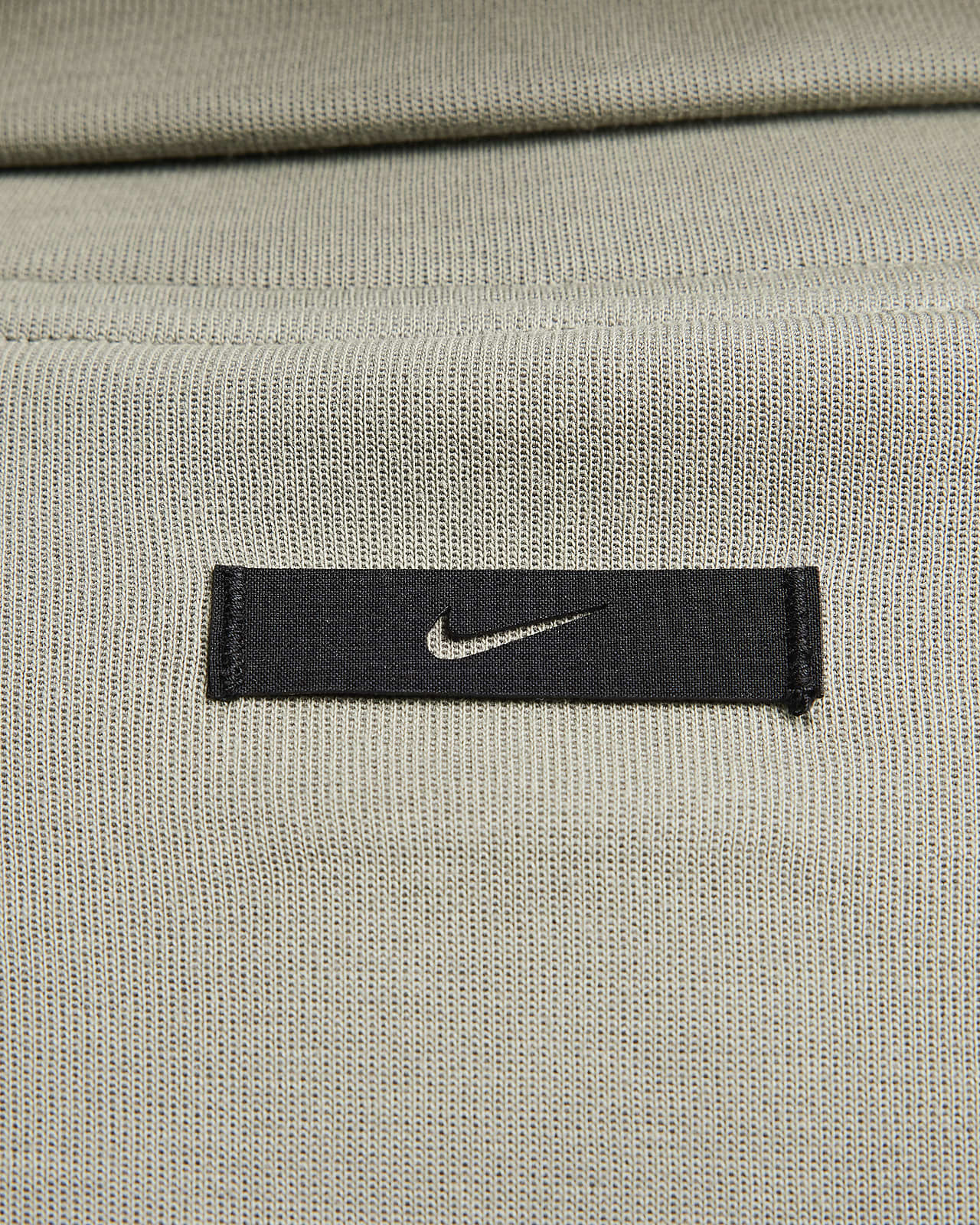 Nike Sportswear Tech Fleece Re-Imagined Men's Oversized Turtleneck  Sweatshirt. Nike UK
