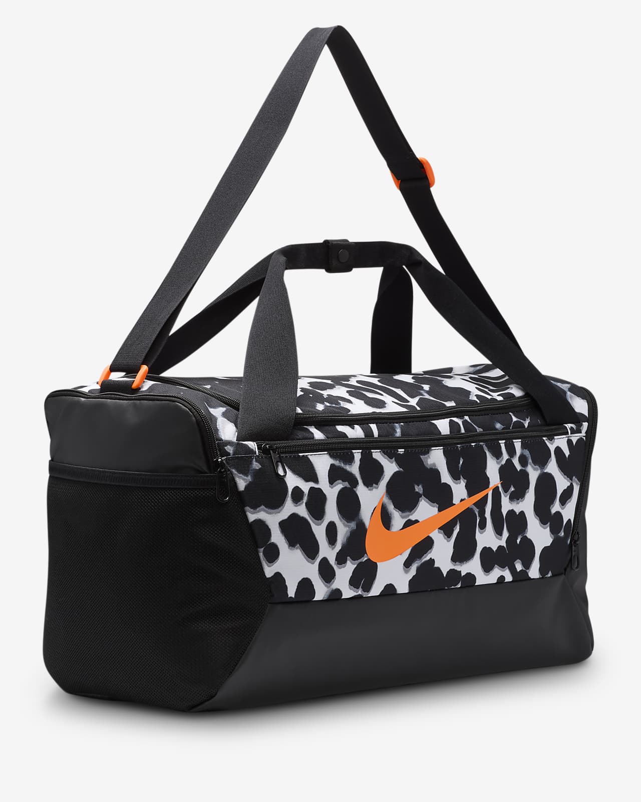  Nike Brasilia Training Duffel Bag, Versatile Bag with Padded  Strap and Mesh Exterior Pocket, Medium, Black/Black/White : Clothing, Shoes  & Jewelry