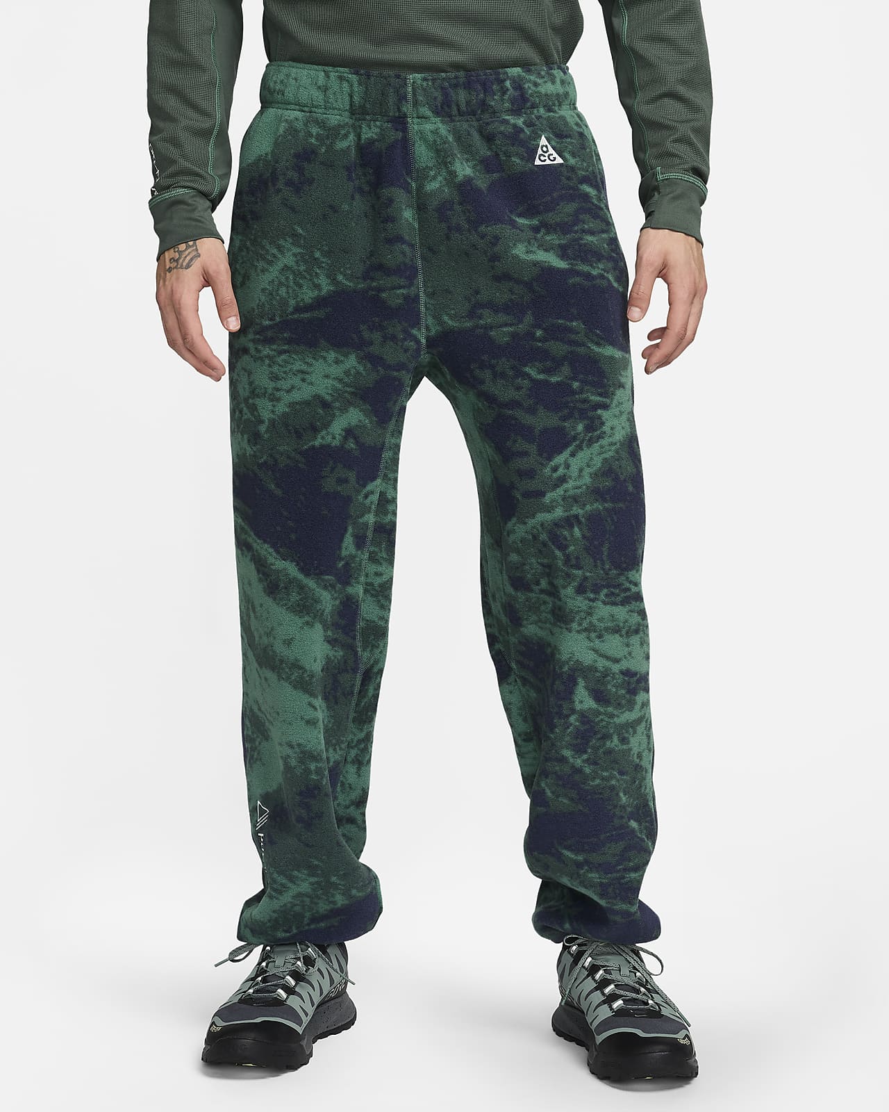 Ανδρικό παντελόνι με μοτίβο σε όλη την επιφάνεια Nike ACG "Wolf Tree"