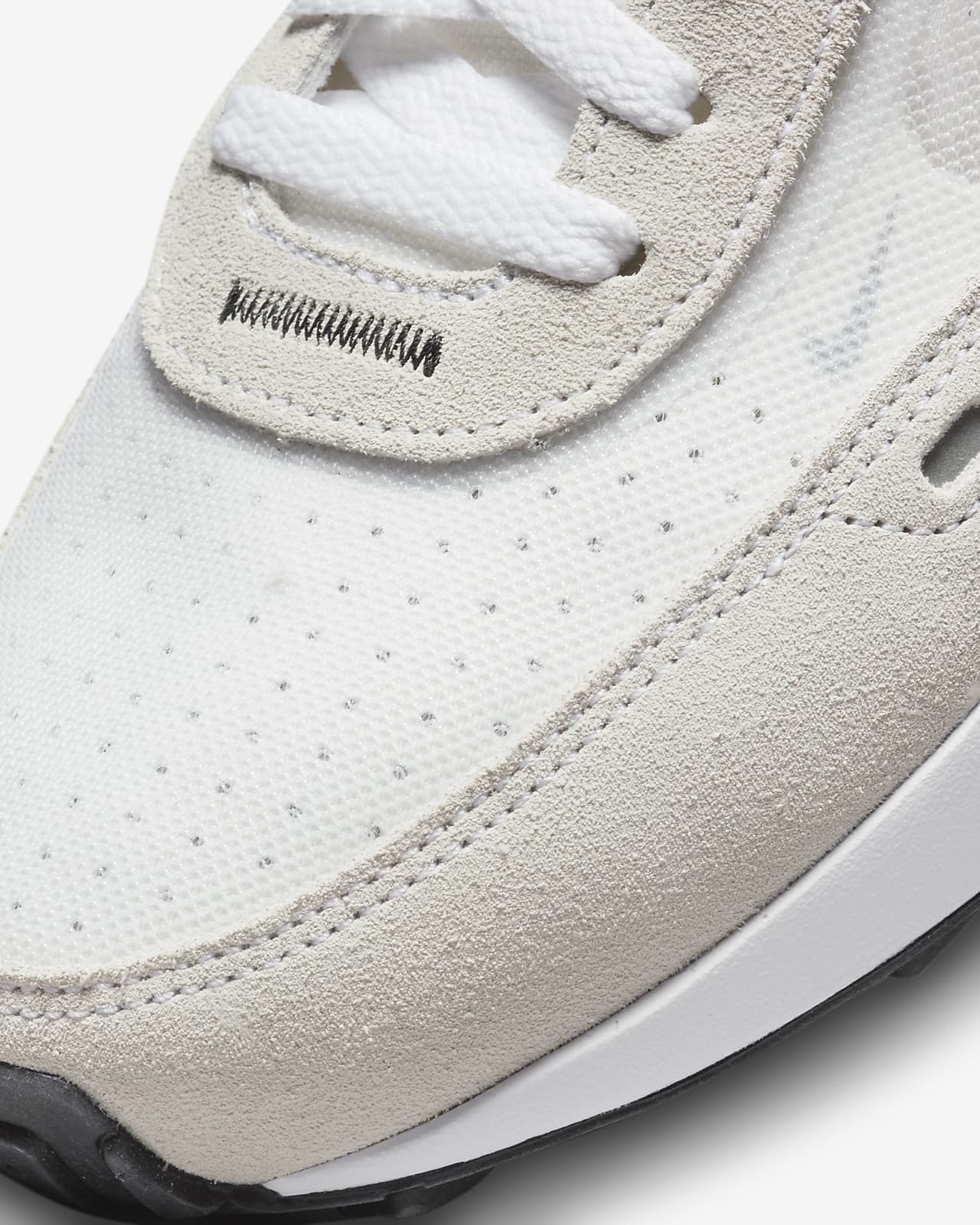 mens nike waffle one on feet