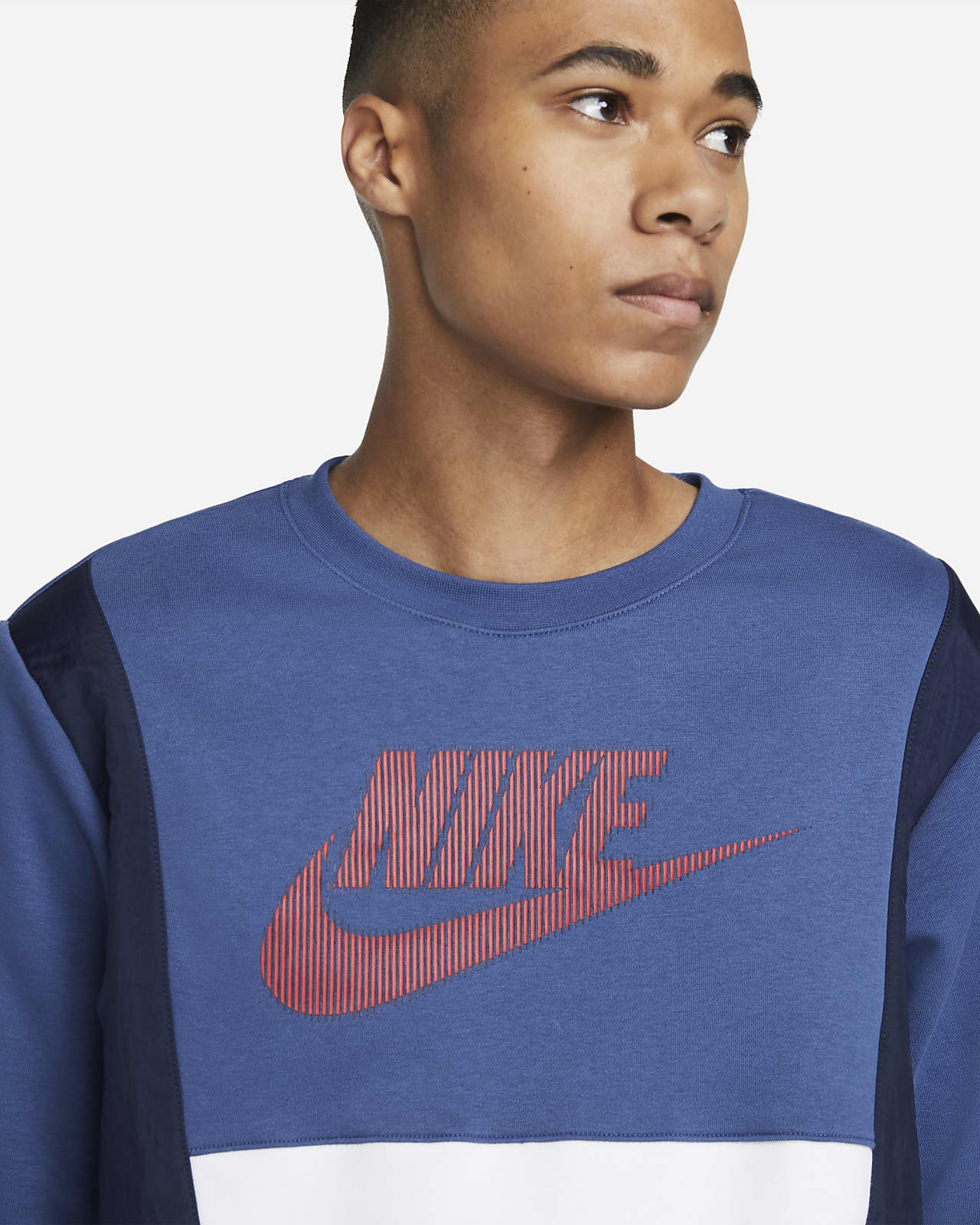 nike nsw fleece sweatshirt