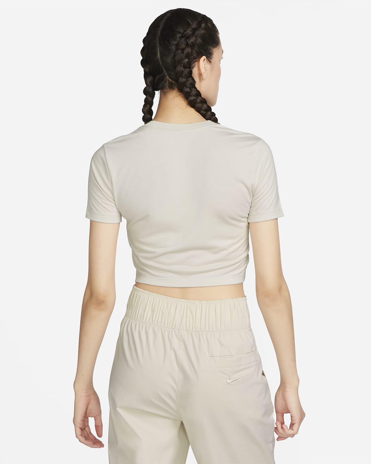 Nike Sportswear Essential Women's Slim Cropped T-Shirt. Nike LU