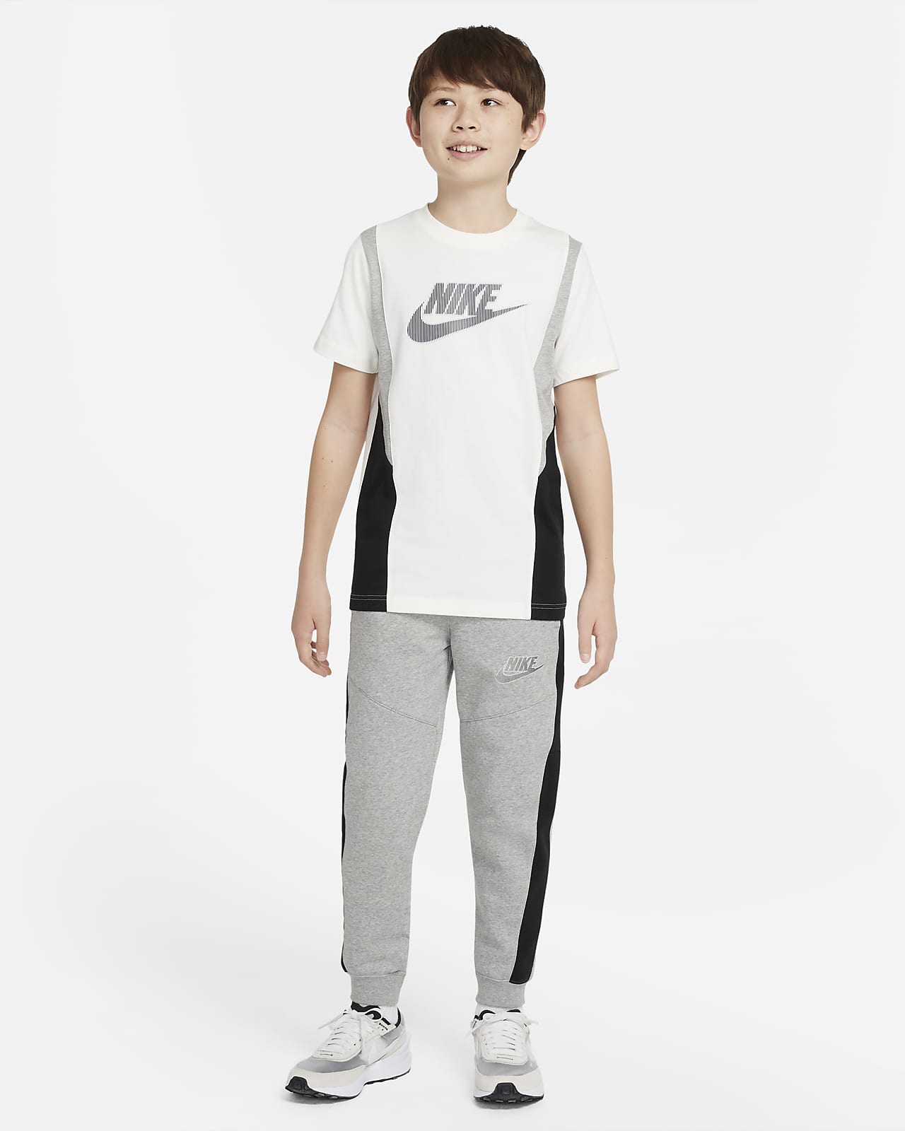 Nike Sportswear Hybrid Camiseta de manga corta - Niño/a. Nike ES