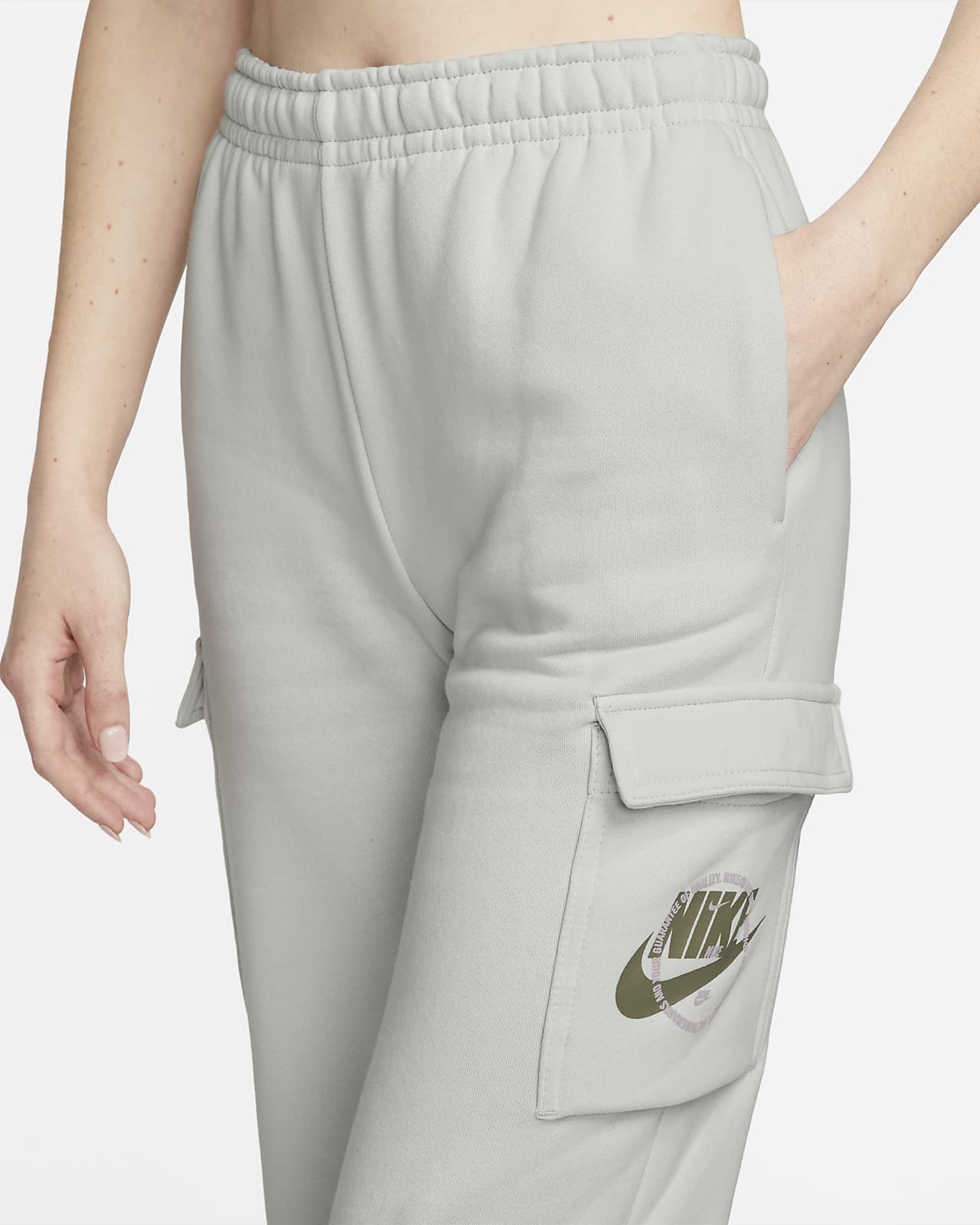Fleece Cargo Trousers. Nike LU
