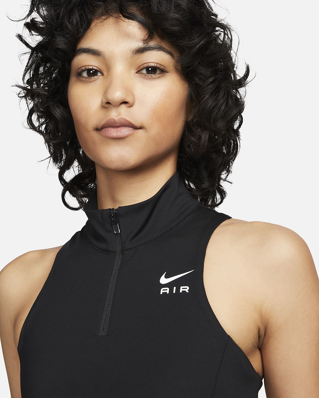 Nike Air Swoosh 1/2Zip Women's MediumSupport 1Piece Pad Sports Bra