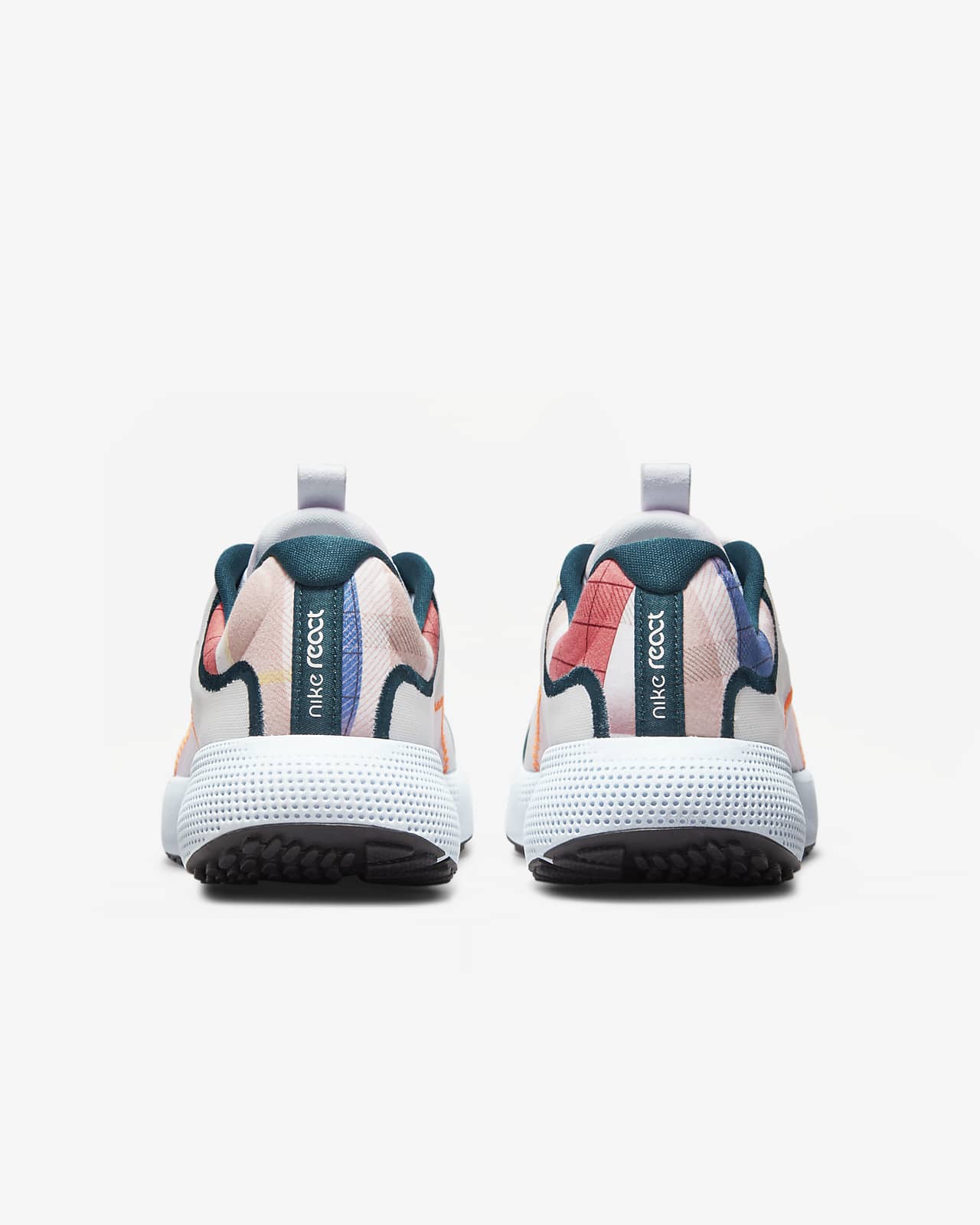 nike escape run cheetah