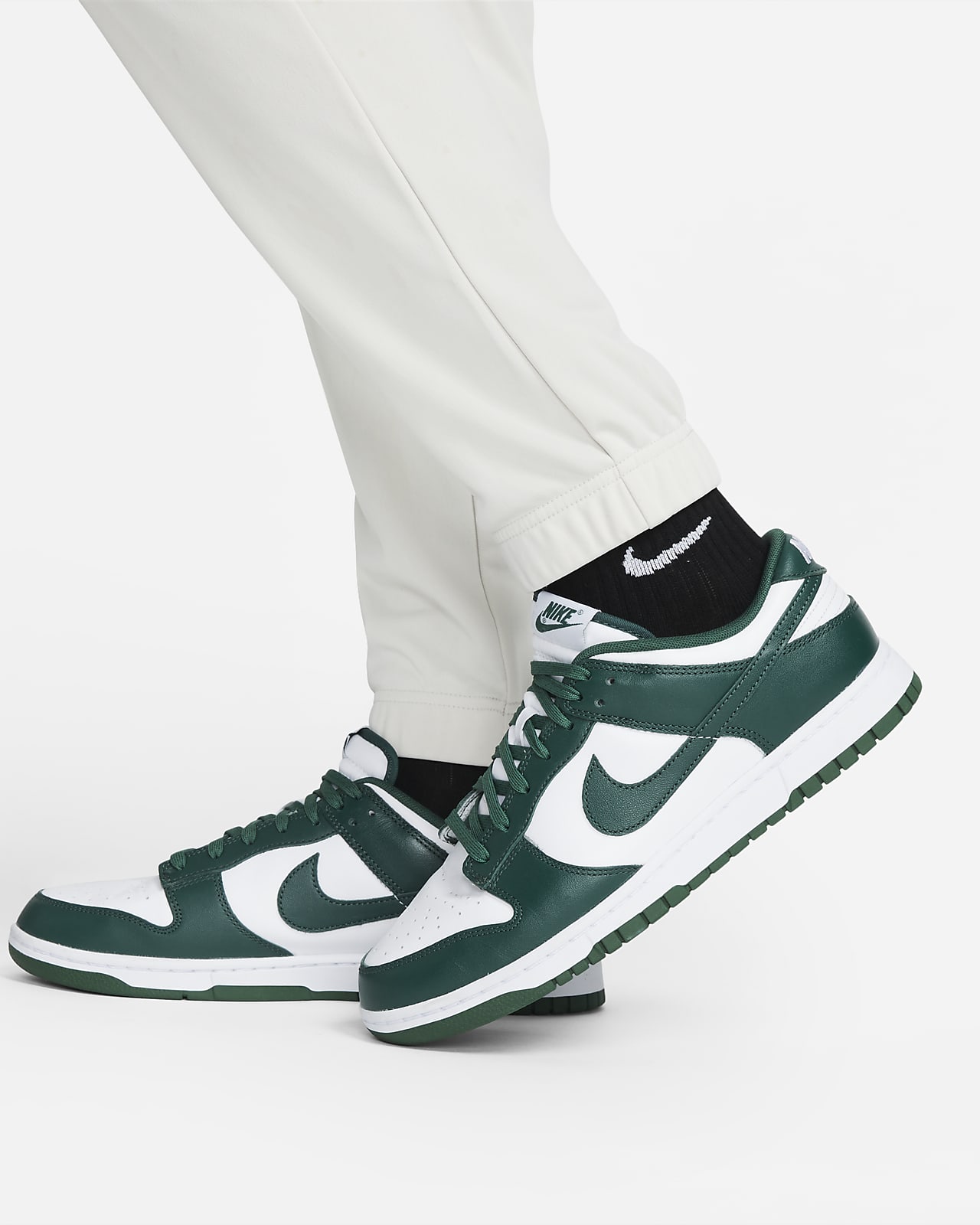 survetement de sport nike