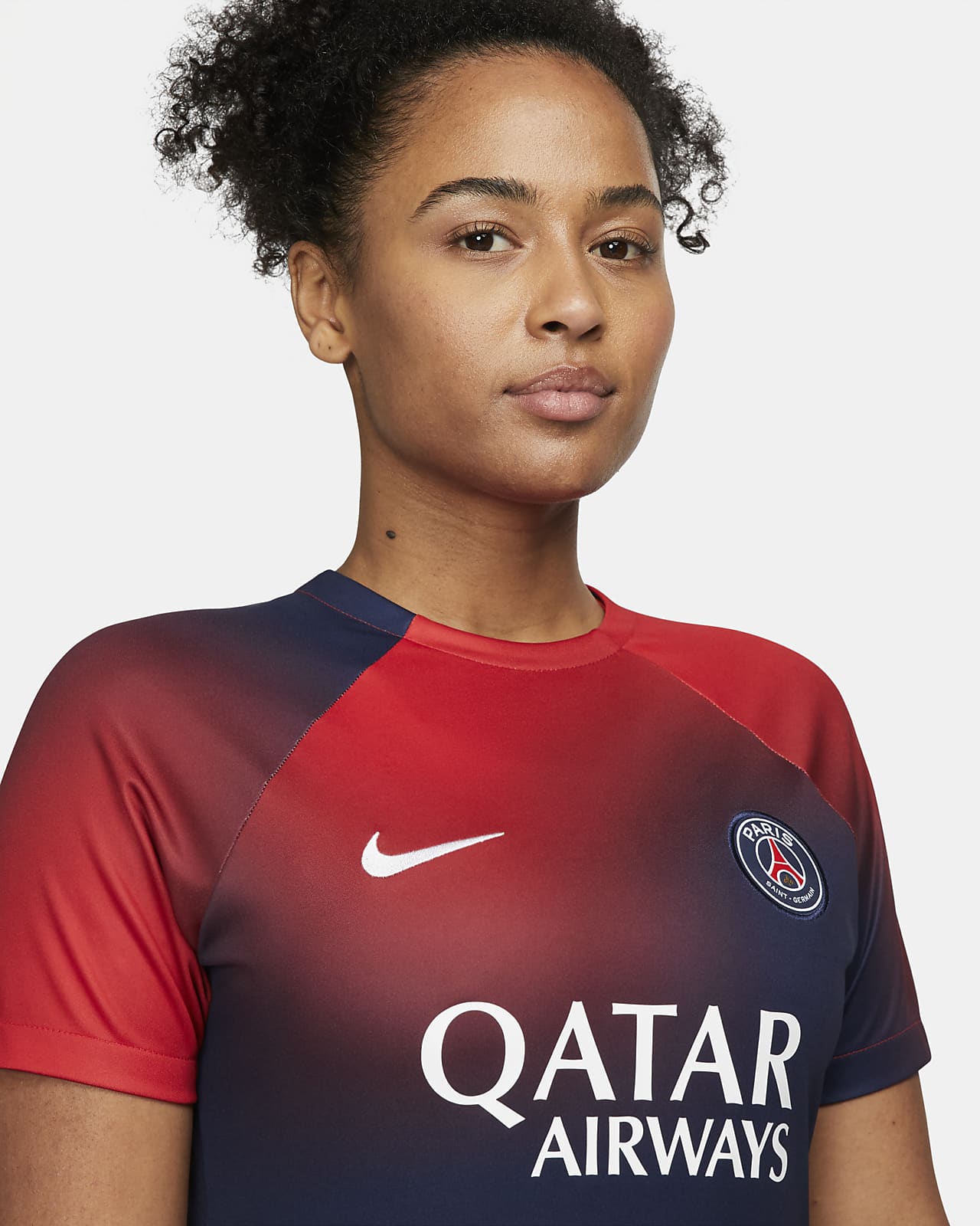 Paris Saint-Germain Academy Pro Women's Nike Dri-FIT Pre-Match Football Top