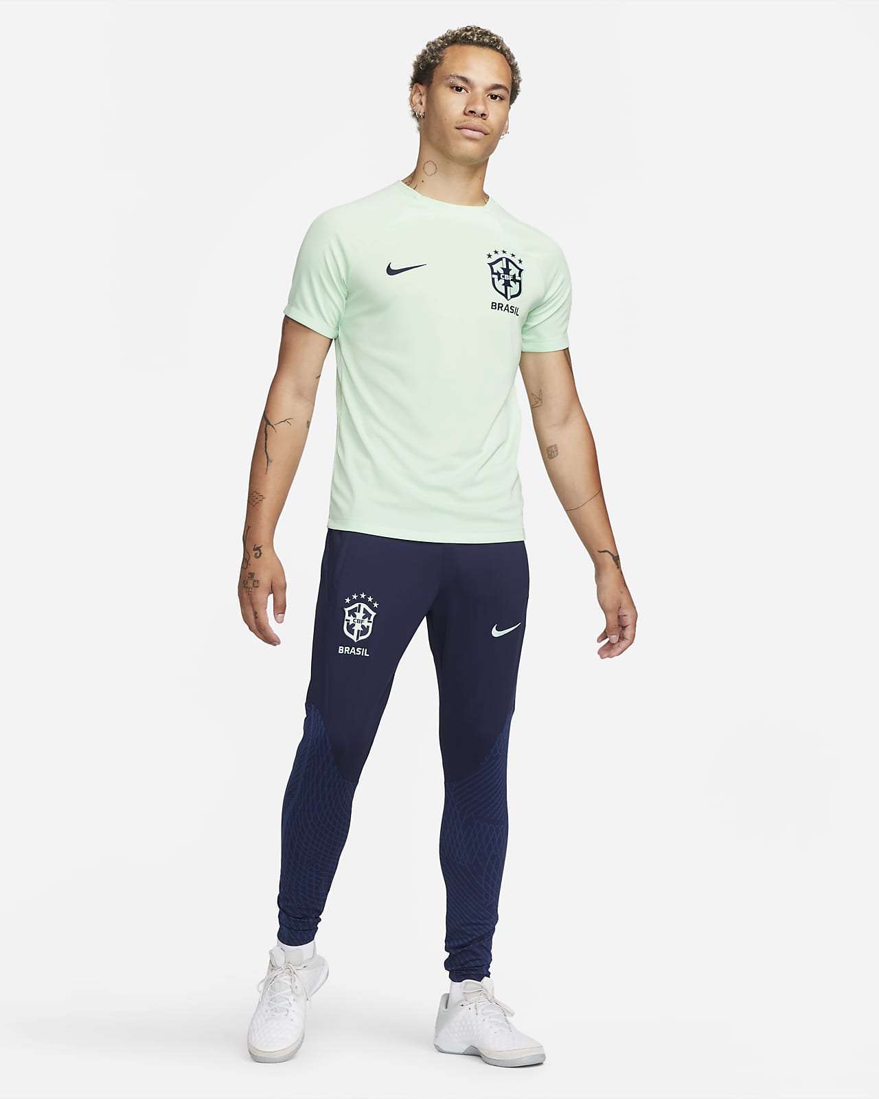 Brasil Strike Pantalón de fútbol de tejido - Hombre. Nike ES