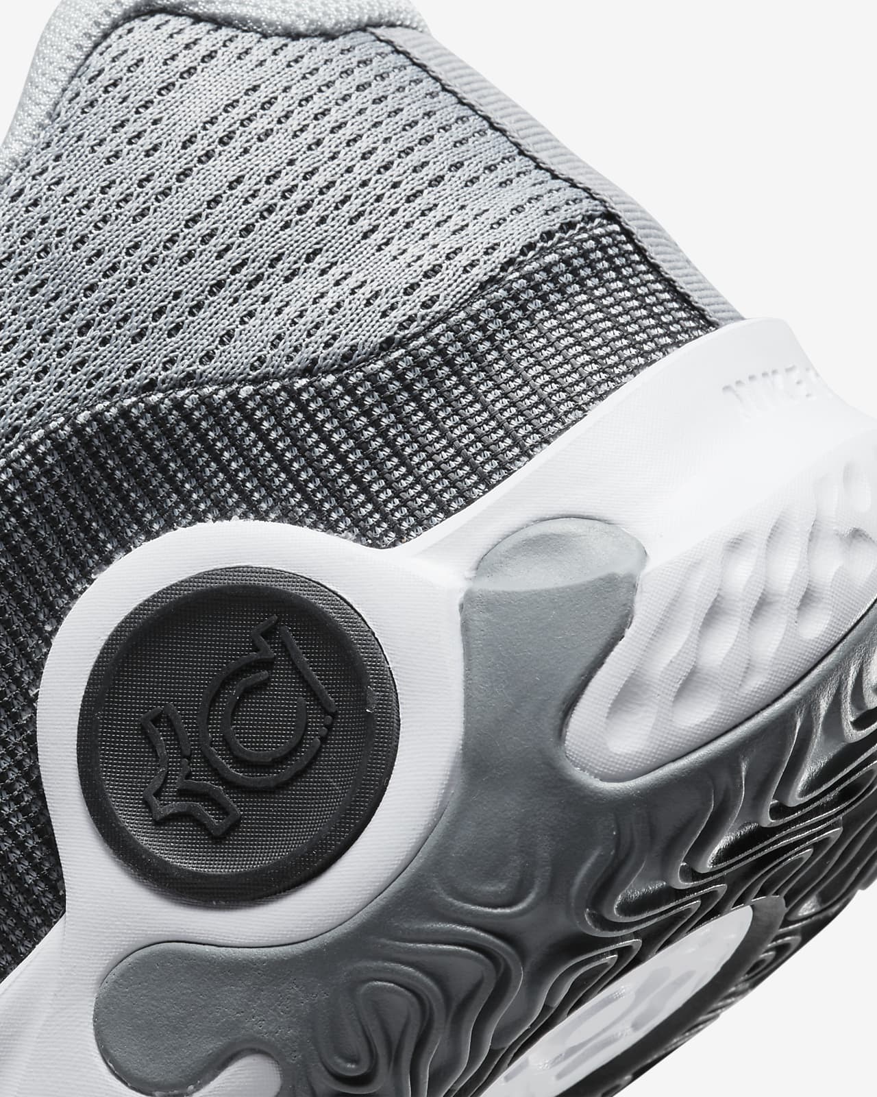 KD Trey 5 X Basketball Shoes. Nike GB