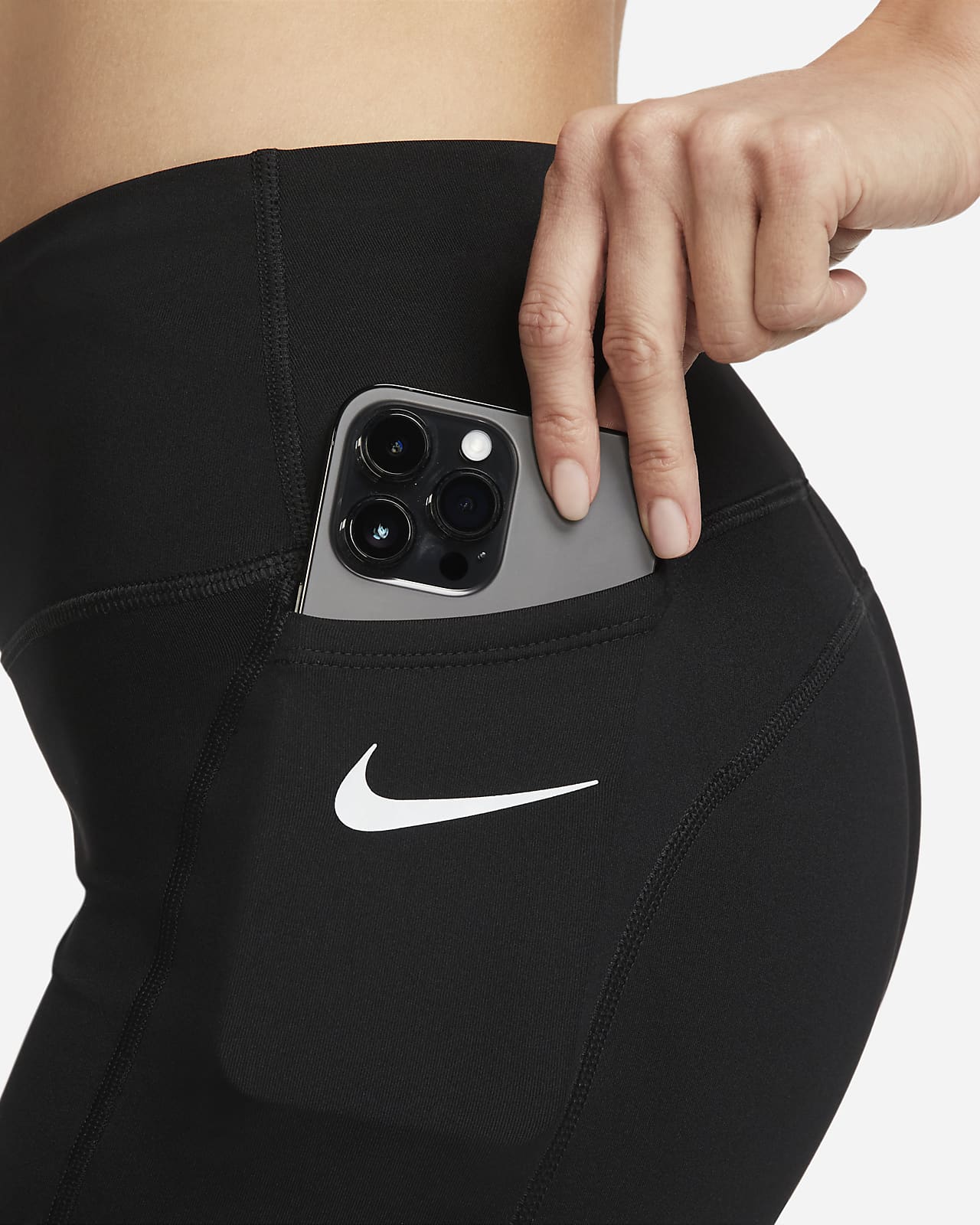 Nike Running Epic Fast Cropped leggings in black | ASOS