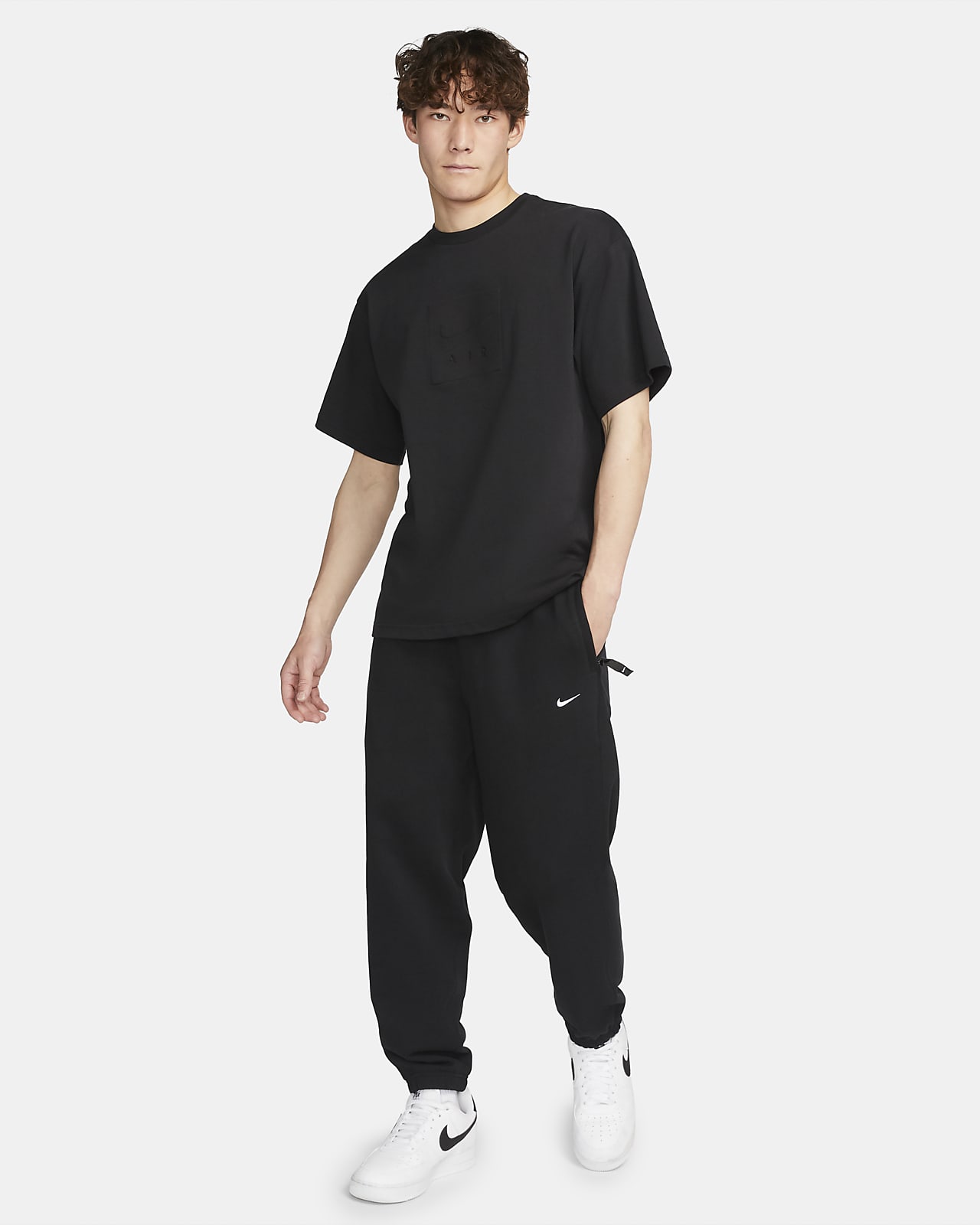 Nike Solo Swoosh Men's French Terry Trousers. Nike VN