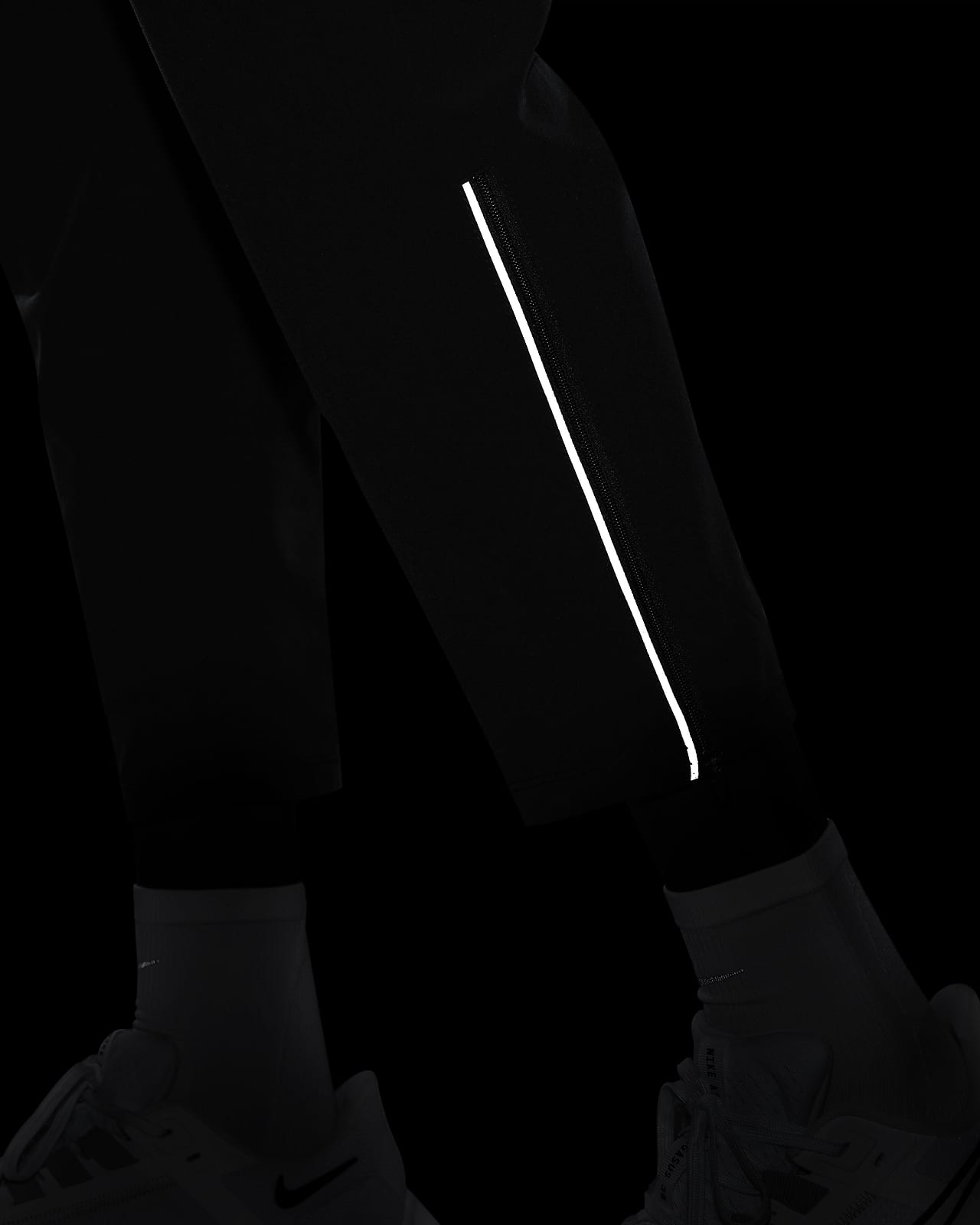 Штани Nike Dri-Fit Phenom Elite Black Dq4745-010 купити в Києві, Харкові,  Дніпрі, Одесі, Запоріжжі, Львові