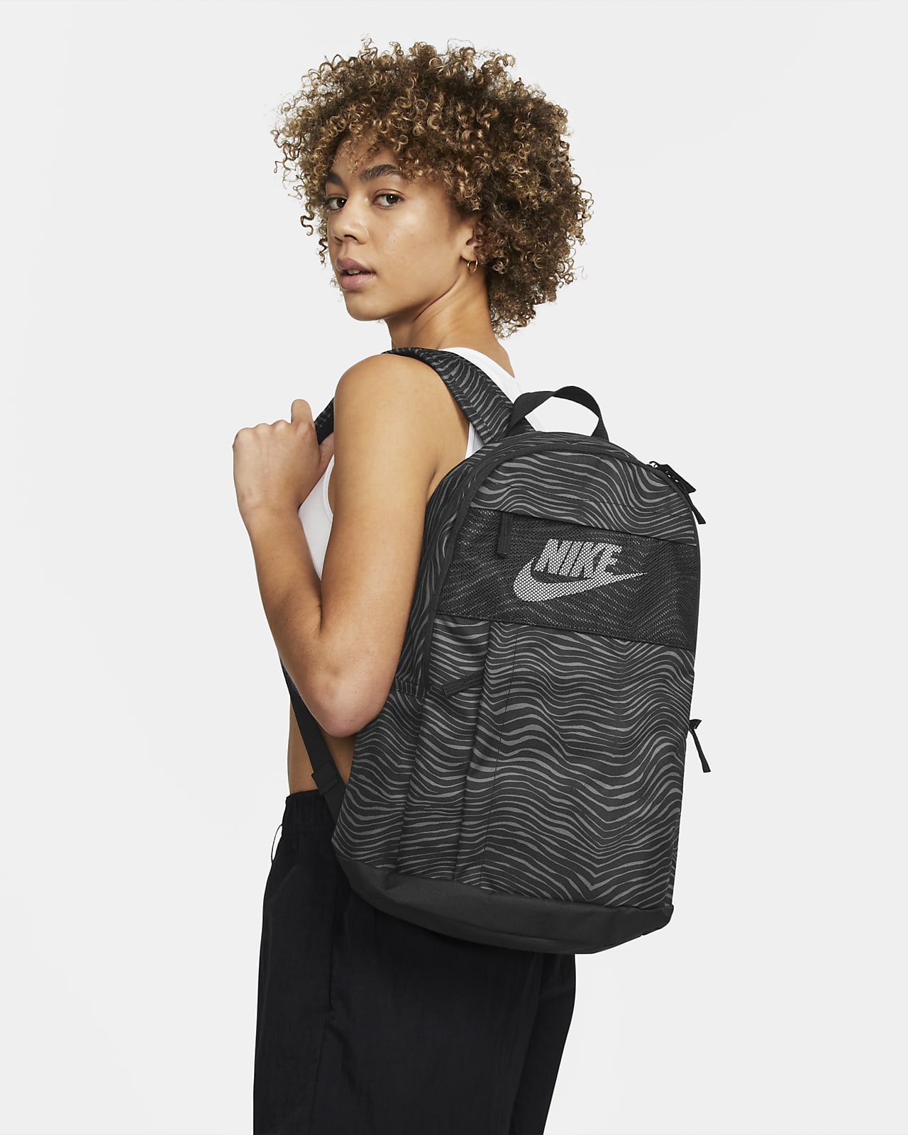 Nike Running Backpack, Men's Fashion, Activewear on Carousell