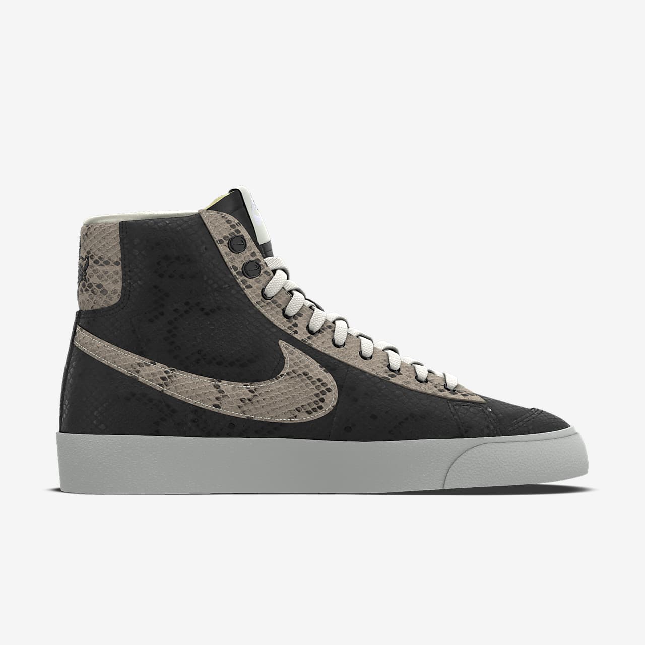Nike Blazer Mid '77 By You tilpasset sko