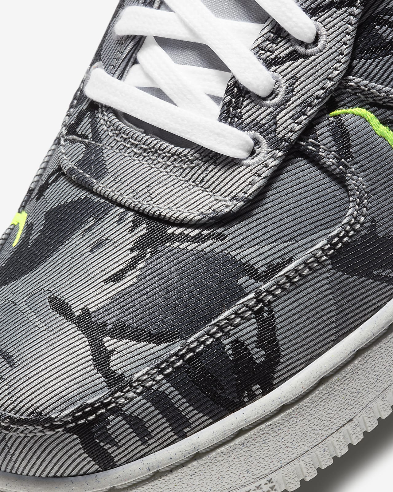 Venta \u003e nike air force 1 gris con verde \u003e en stock