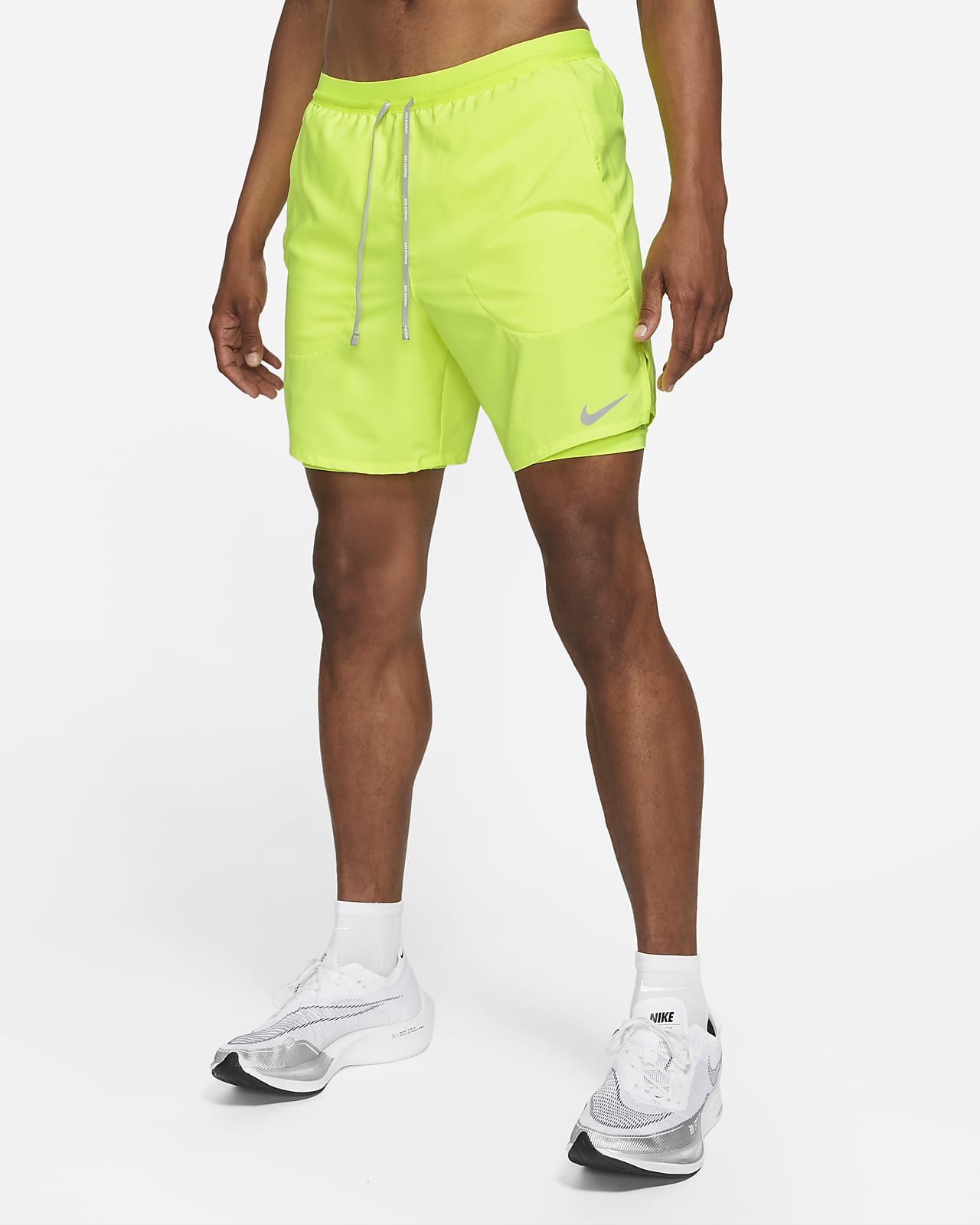 Nike Flex Stride 2-in-1 hardloopshorts voor heren (18 cm). Nike BE