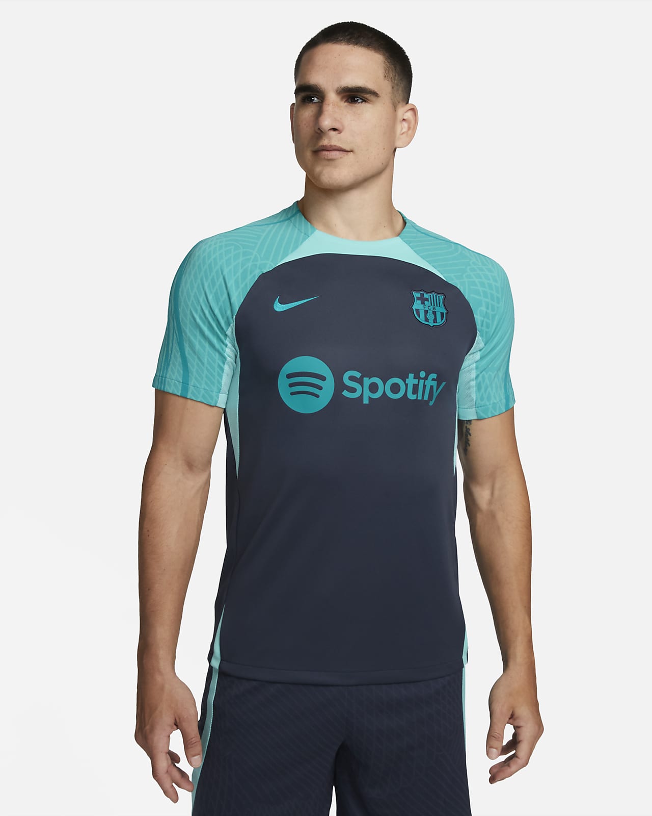Tercera equipación FC Barcelona Strike Camiseta de fútbol de manga corta  Nike Dri-FIT - Hombre. Nike ES