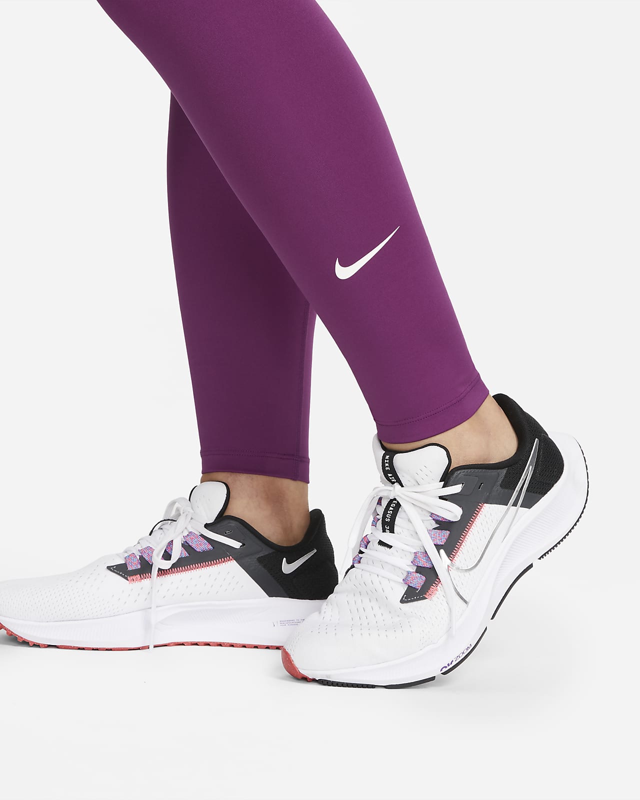 Nike One (M) Women's High-Rise Leggings (Maternity)