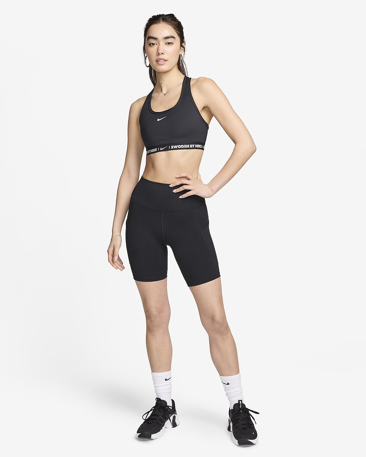 Nike Swoosh Medium Support-sports-bh med indlæg til kvinder. Nike DK