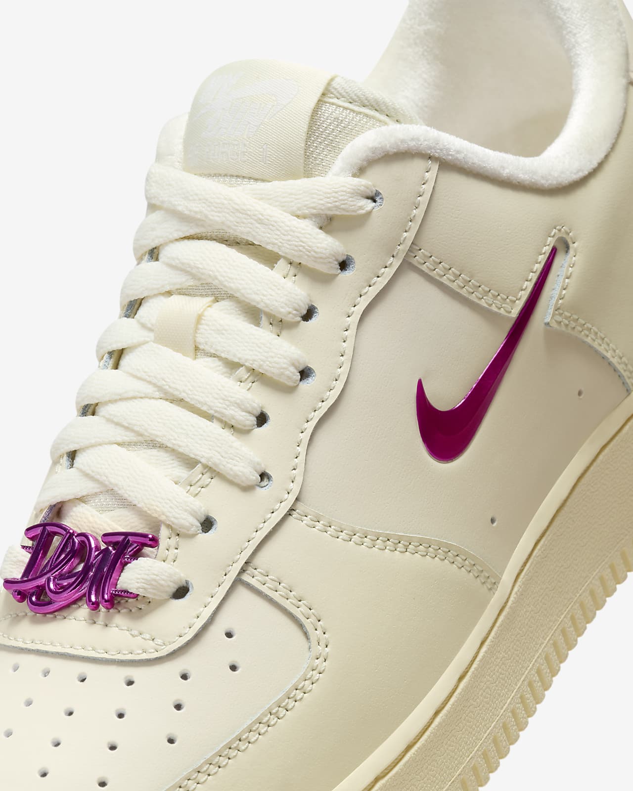 Nike air force 1 shop femme blanche et rose