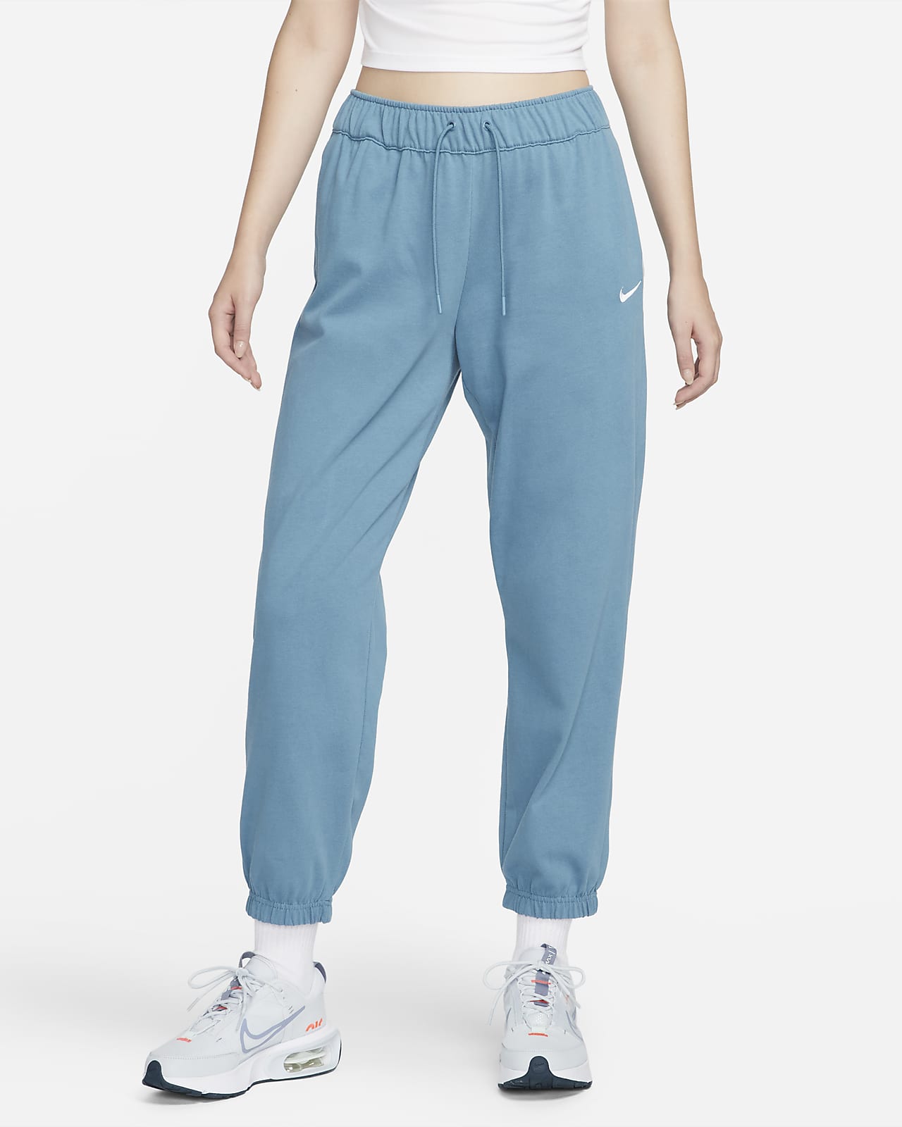 Sportswear High-Waisted Blue Joggers & Sweatpants. Nike BG