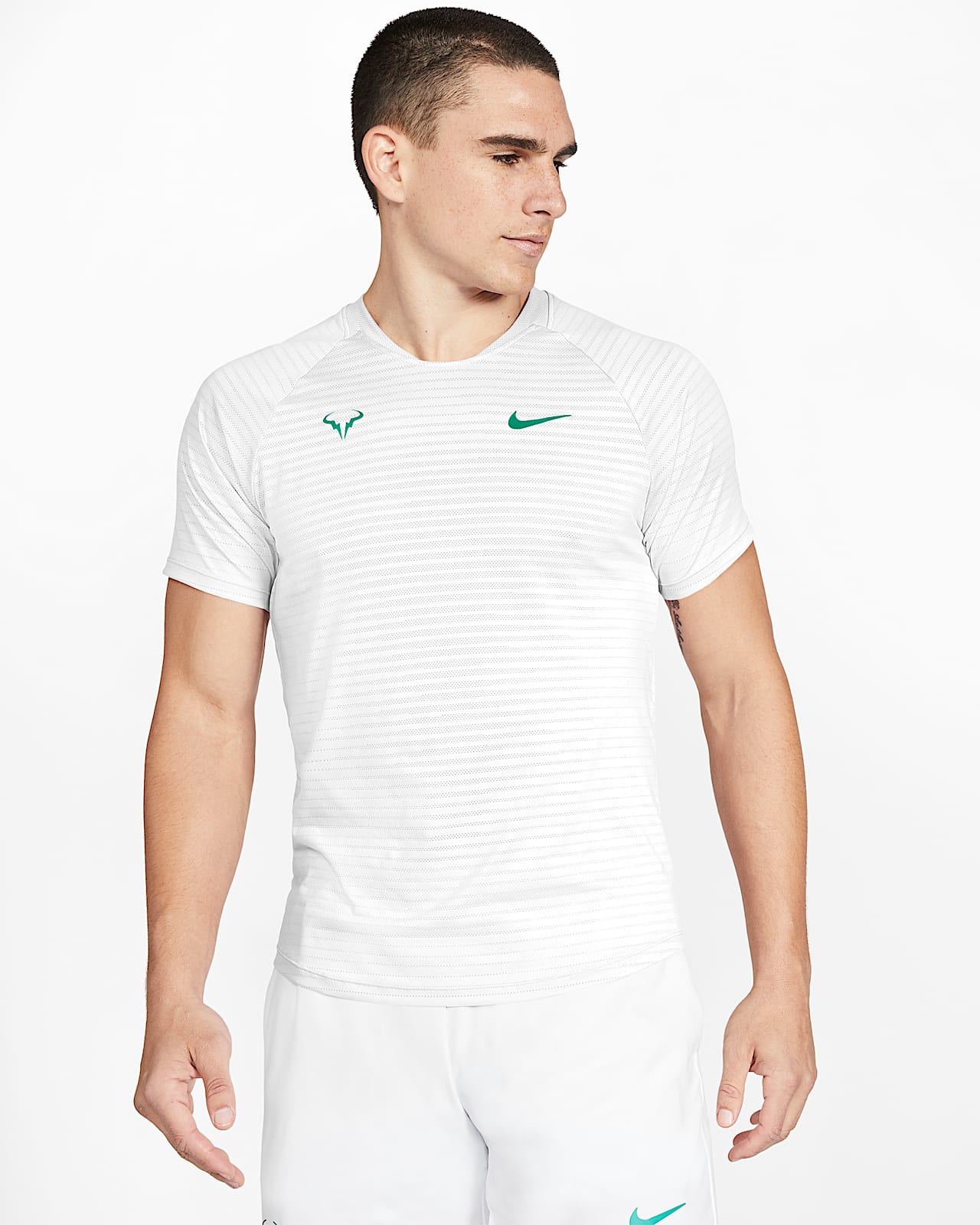 NikeCourt AeroReact Rafa Slam Camiseta de tenis de manga corta - Hombre.  Nike ES