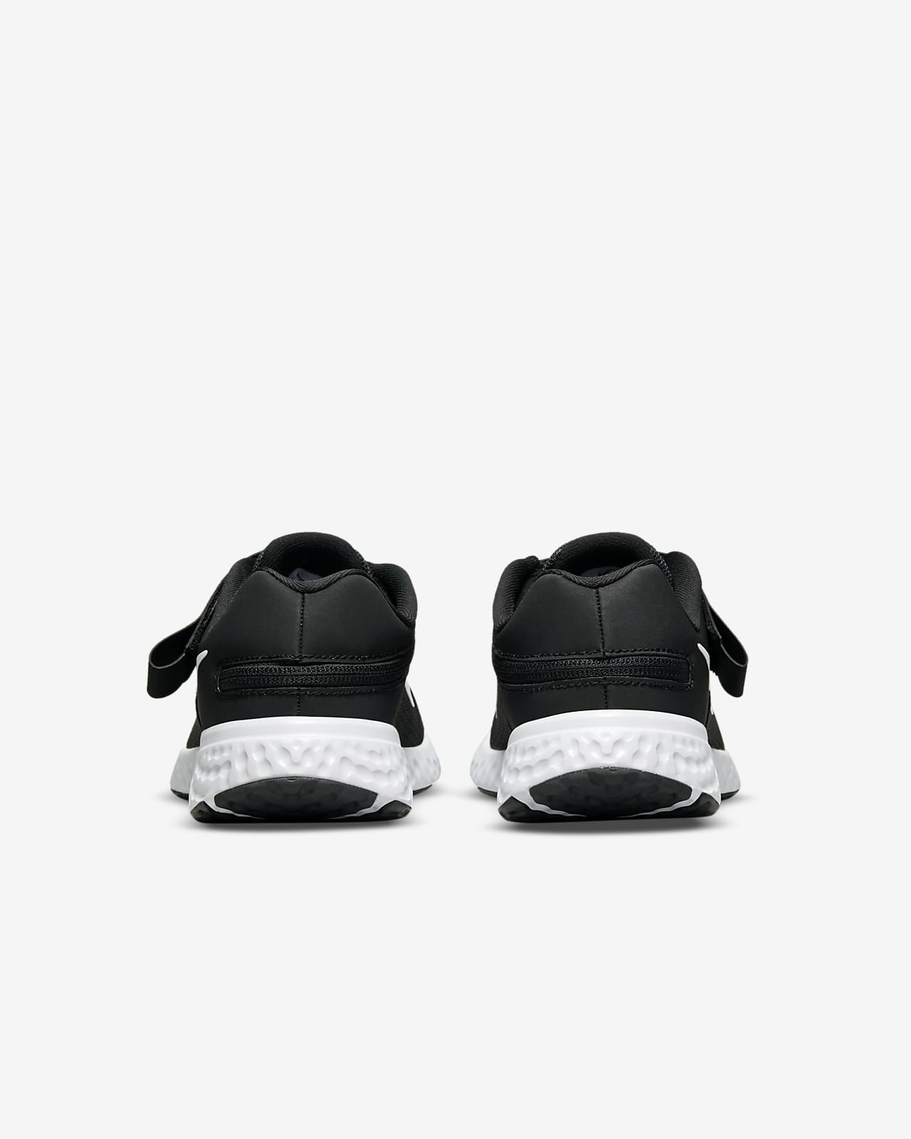 Calzado de running en carretera para mujer fácil de poner y quitar Nike  Revolution 6 FlyEase 4E. Nike.com