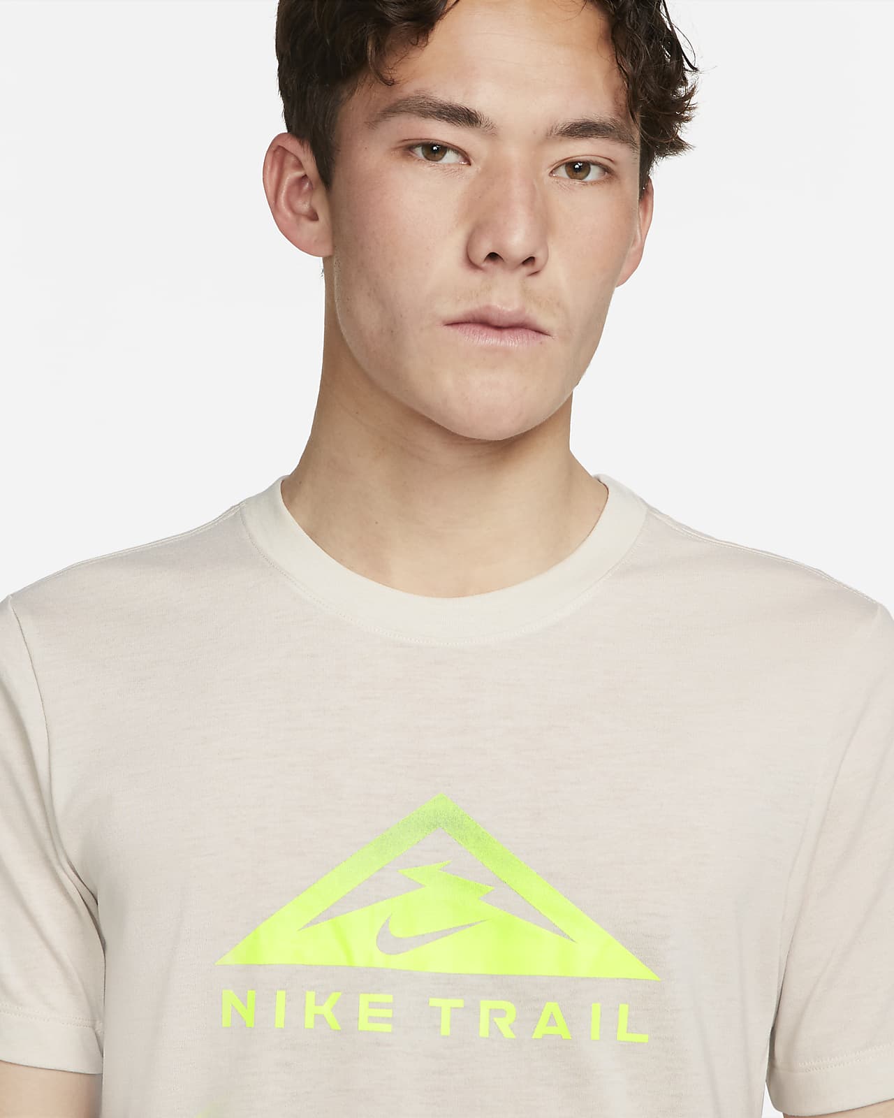 Nike DriFIT ShortSleeve Trail Running TShirt. Nike JP