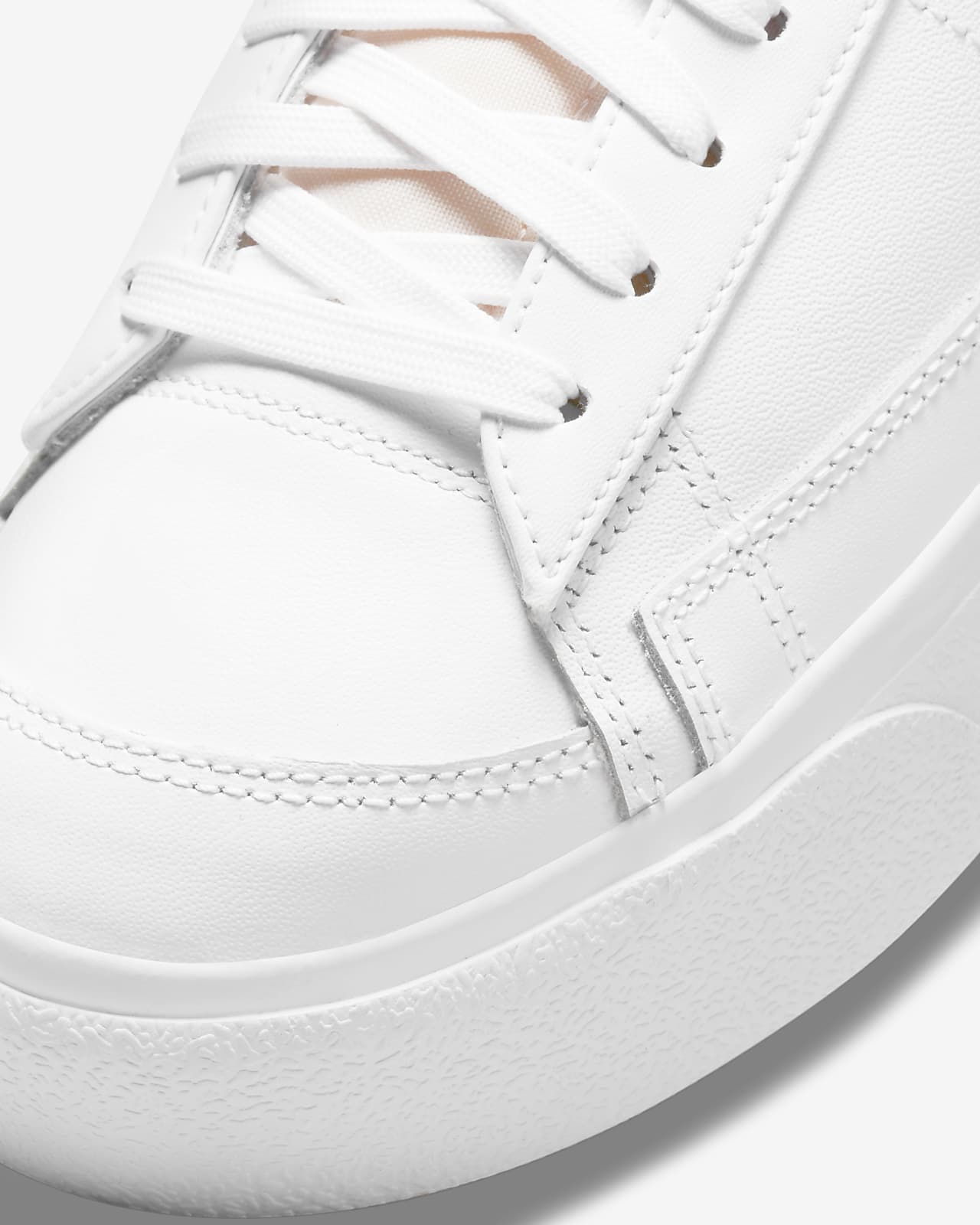 blazer low platform sneaker nike