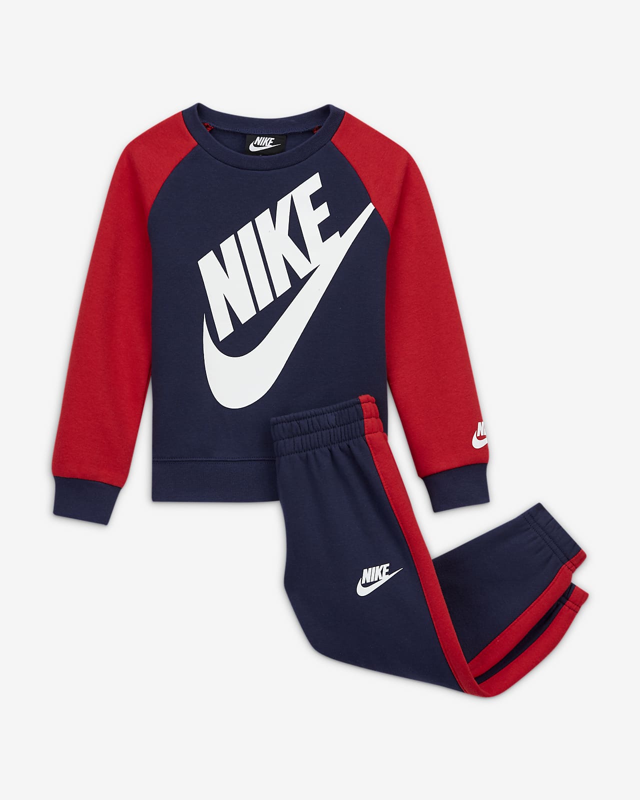 Nike Toddler Crew and Pants Set.