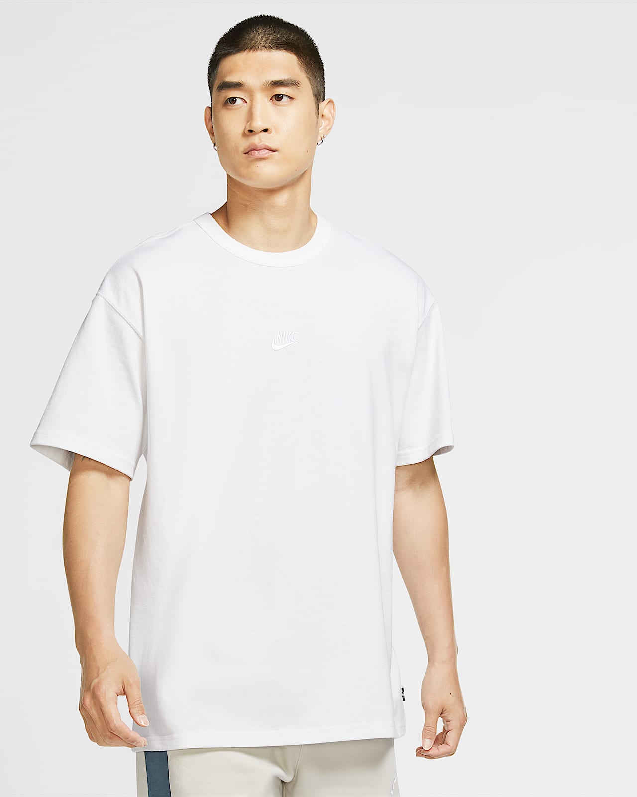 Nike Sportswear Premium Essential Men's T-Shirt. Nike SI