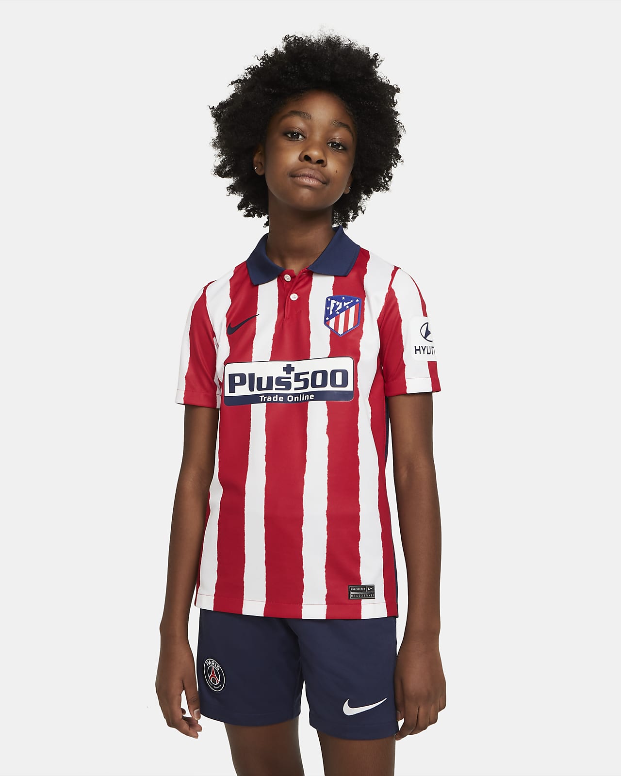 Atlético Madrid 2020/21 Stadium Home Older Kids' Football Shirt. Nike LU