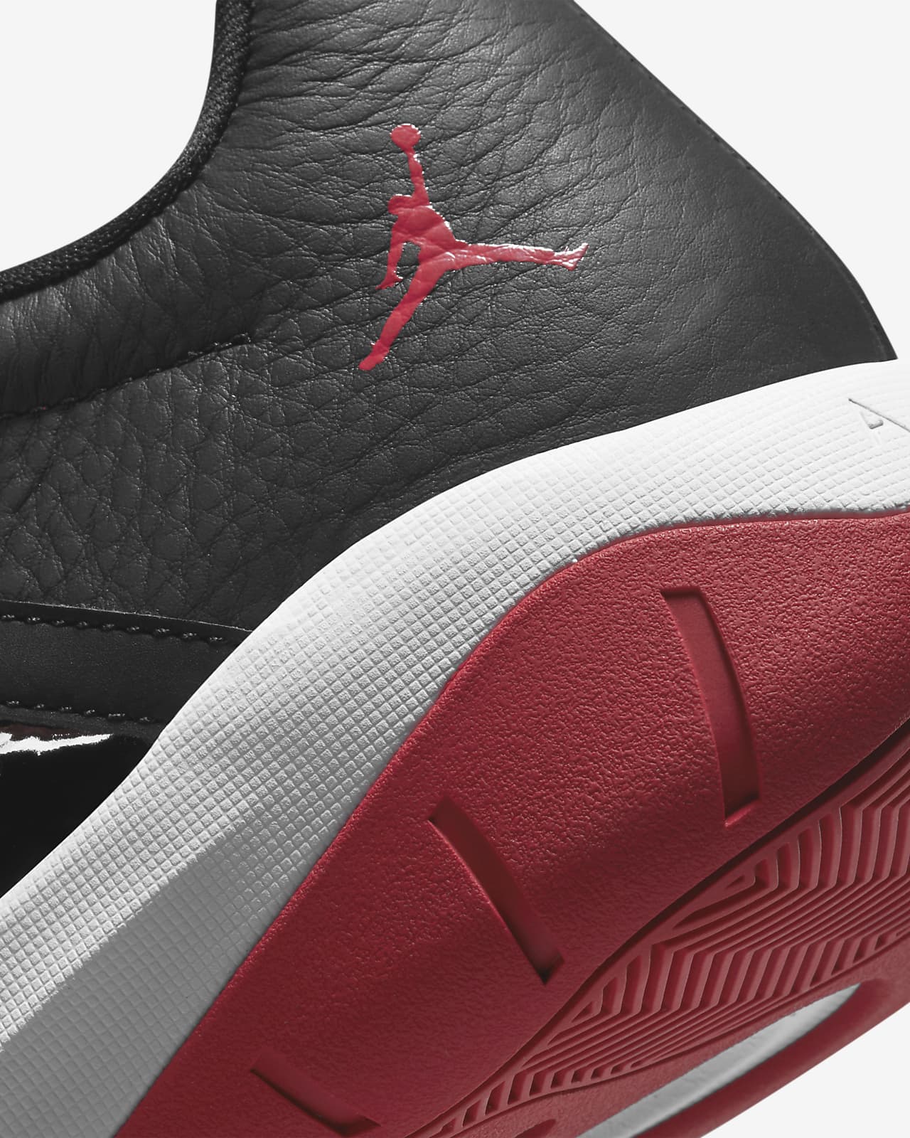 Chaussure Air Jordan 11 CMFT Low pour Homme. Nike LU