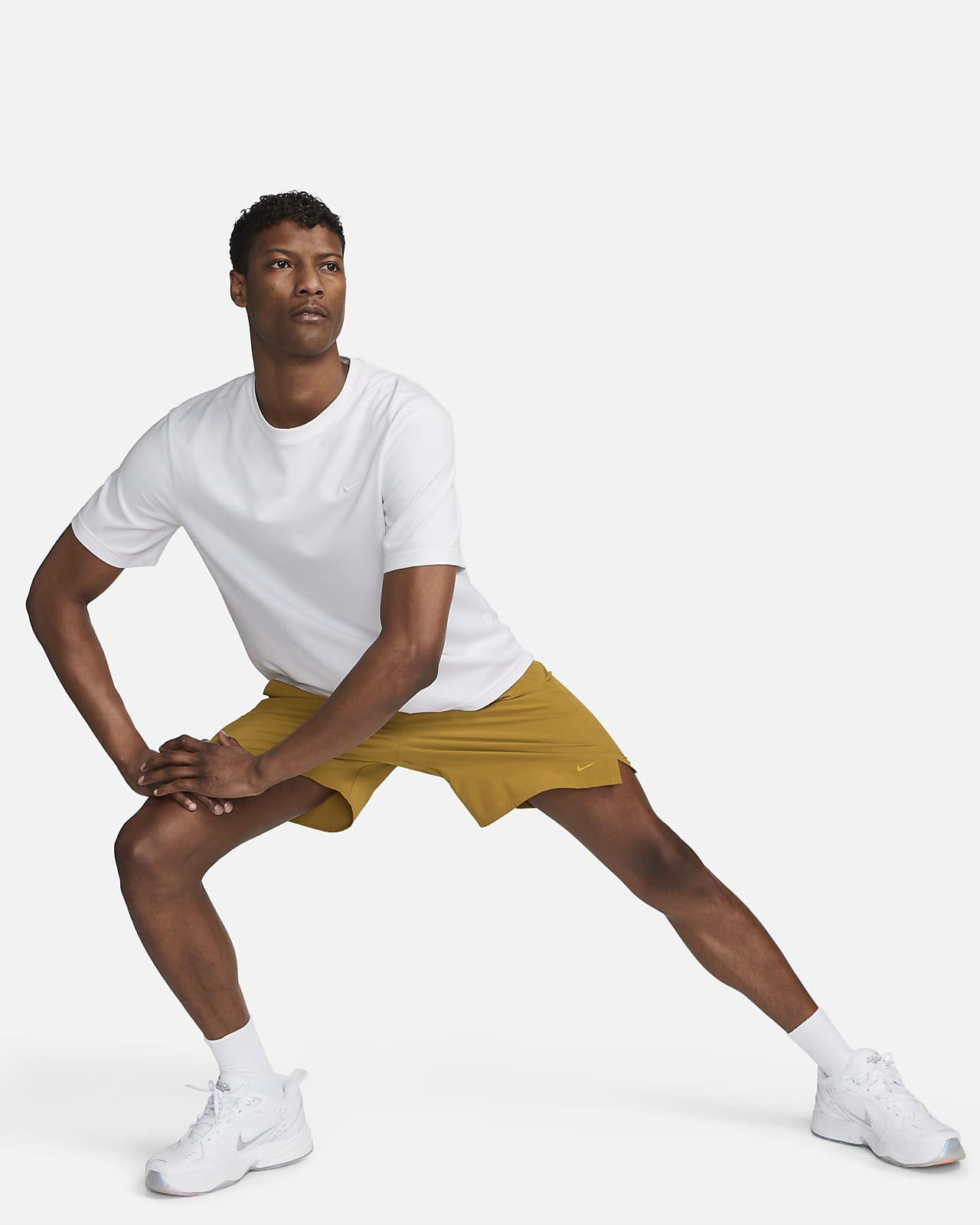 Nike Unlimited Men's Dri-FIT Straight-Leg Versatile Trousers. Nike IN