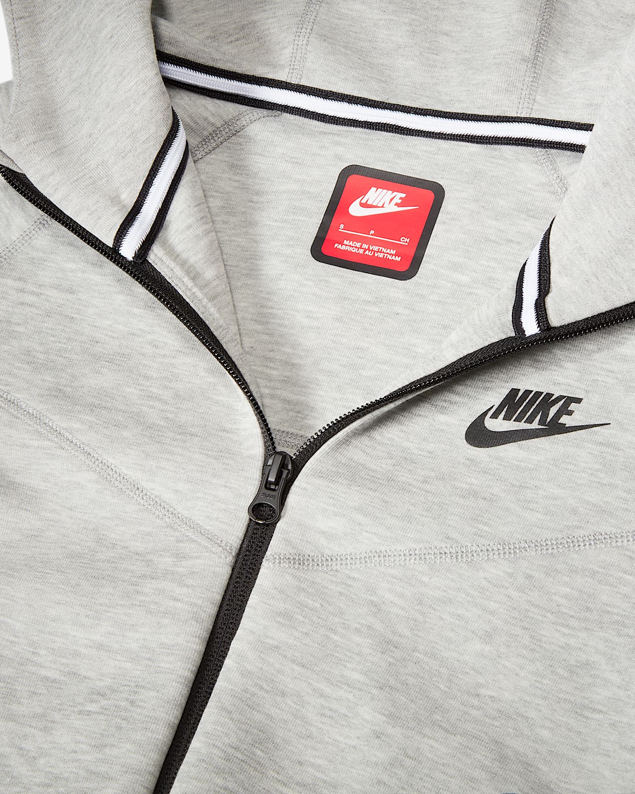 Mikina Nike Sportswear Tech Fleece s kapucí a dlouhým zipem pro větší děti  (chlapce). Nike CZ