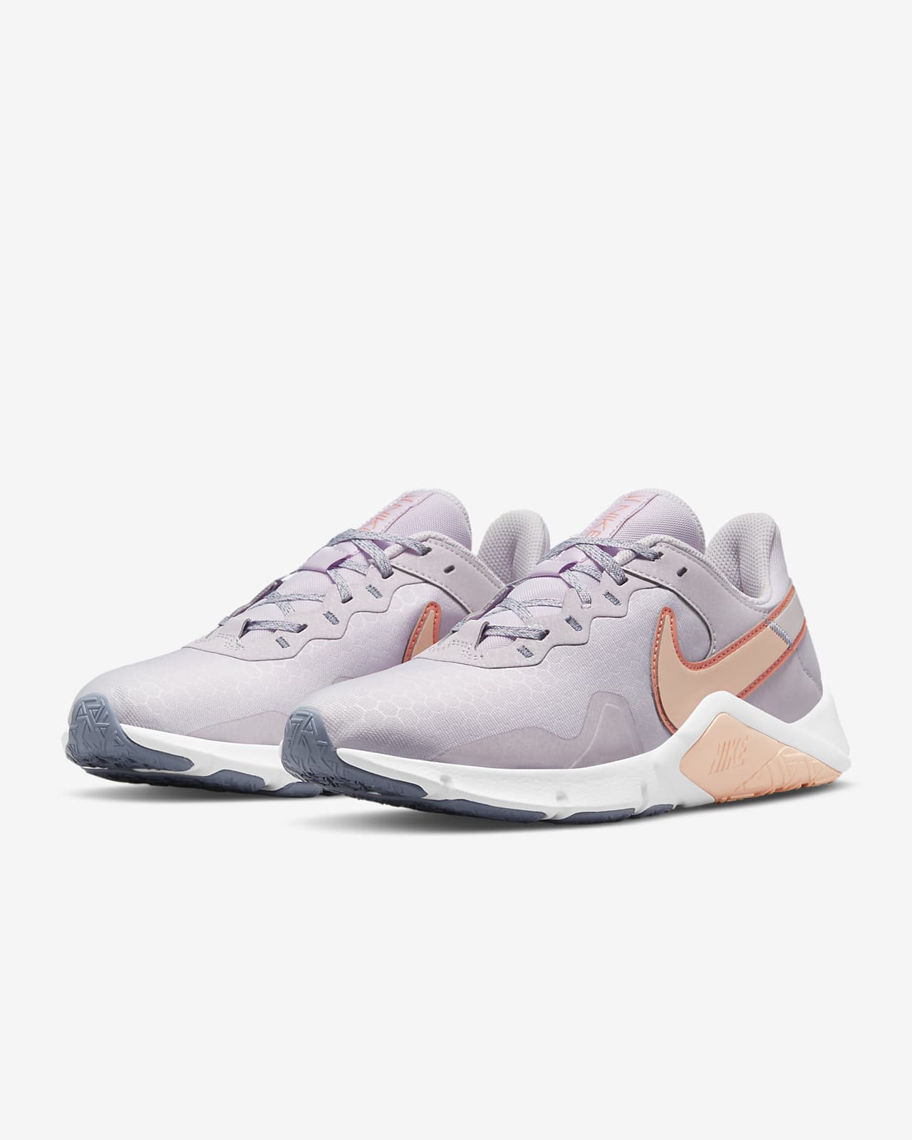 Nike Legend Essential 2 Trainingsschoenen voor dames. Nike BE