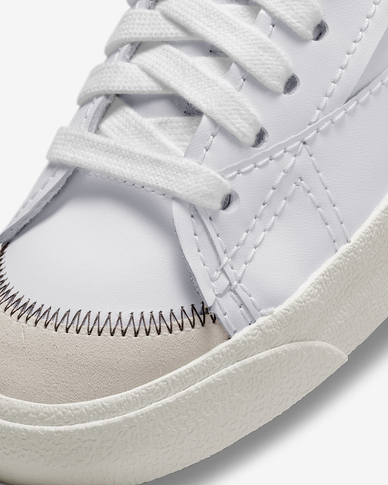 Nike Blazer Low '77 Jumbo Zapatillas - Hombre. Nike ES