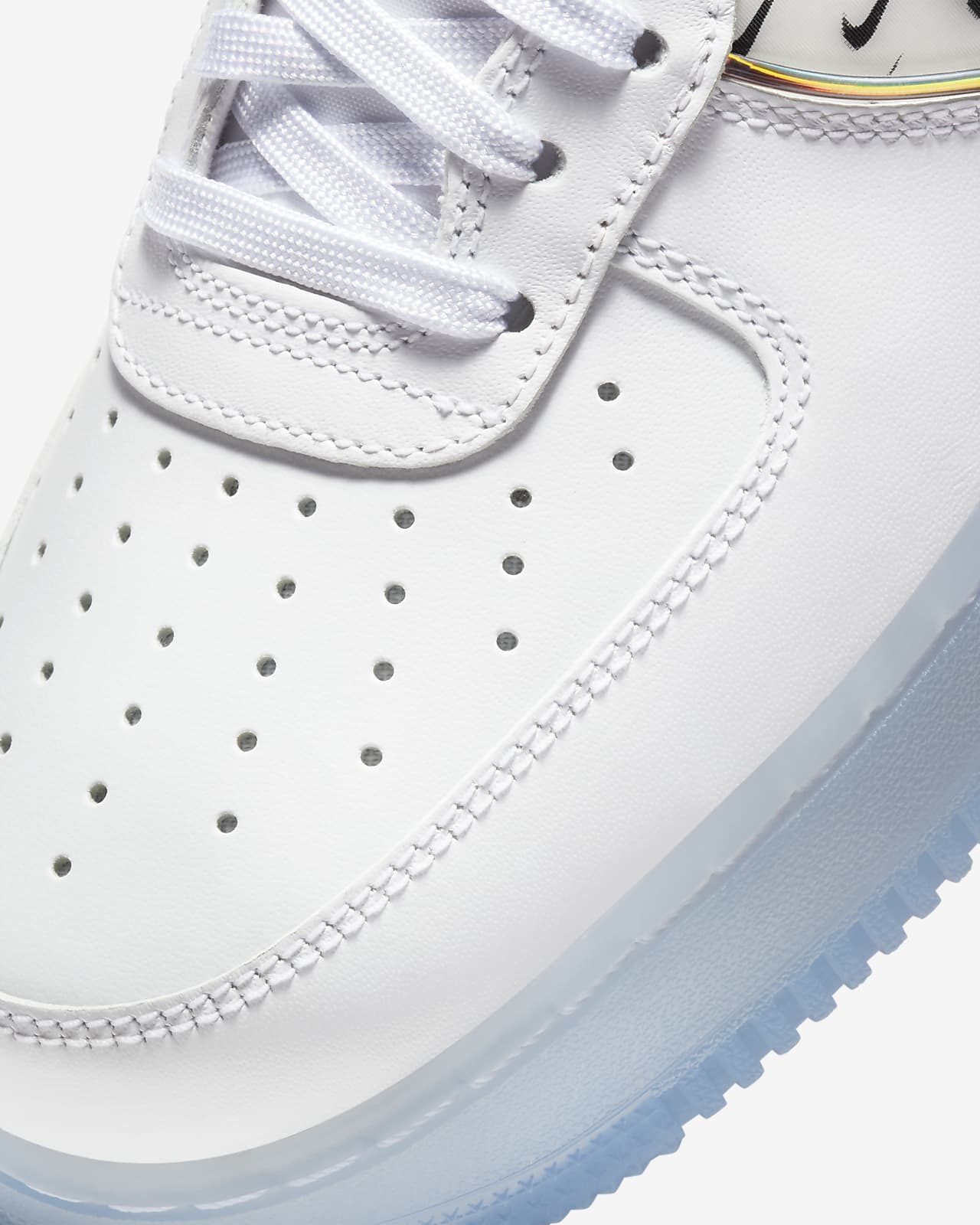basket nike wmns air force 1 07 prm qs blanc basket nike wmns air force 1 07 prm qs blanc