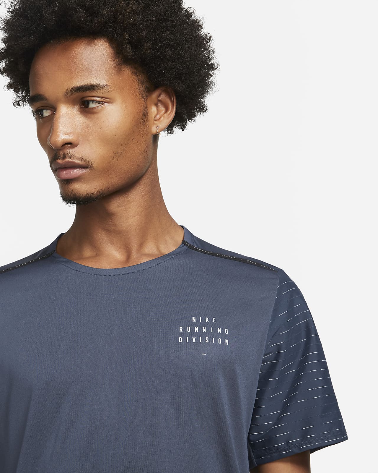 nike running top grey