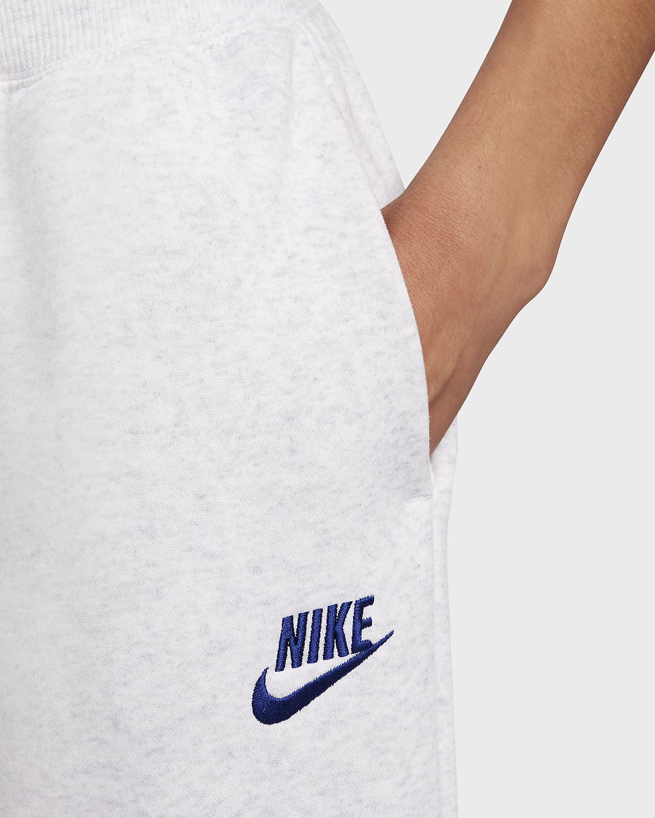 Sweatpants. Nike Women\'s Fleece Oversized Sportswear High-Waisted