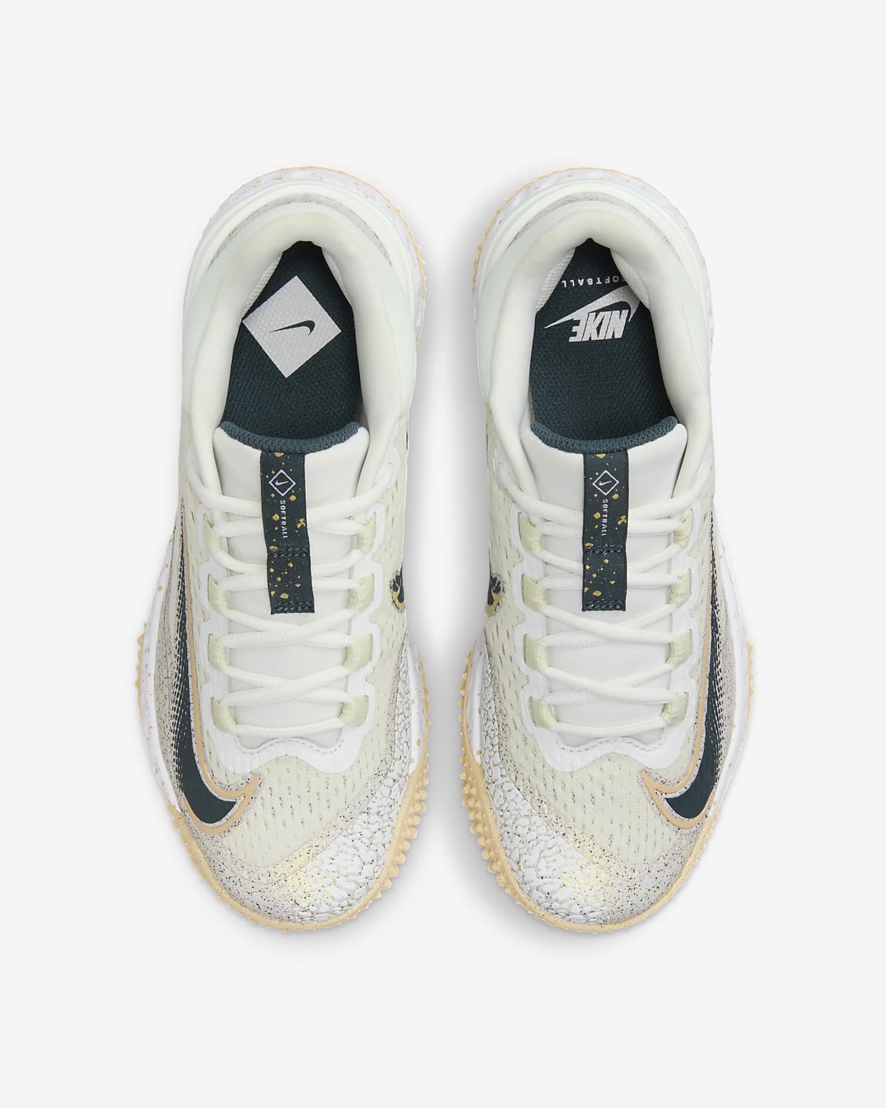 Nike Alpha Huarache Elite 4 Women's Fastpitch Softball Turf Shoes in Size 10.5